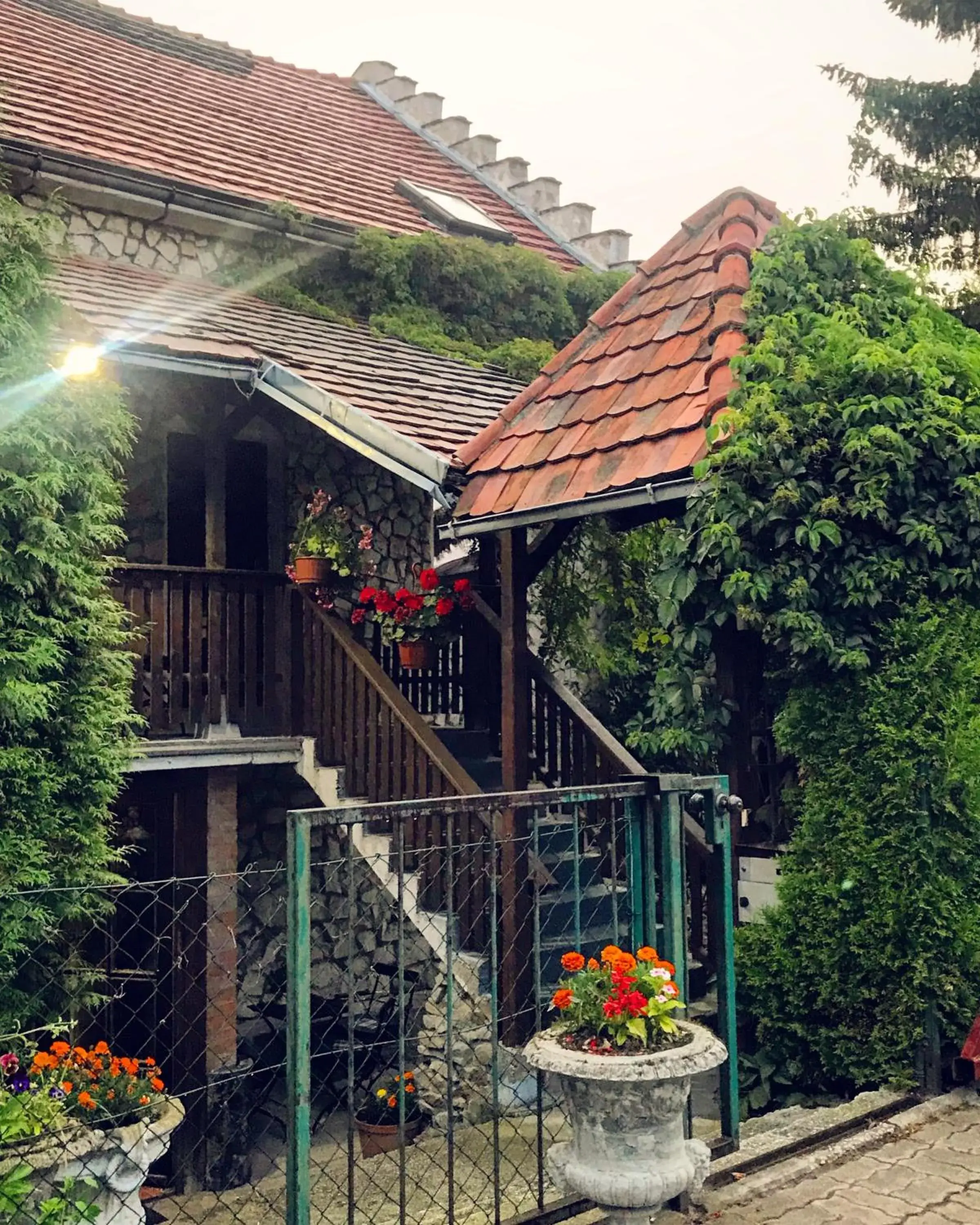 Facade/entrance in Dworek Adamski Facade/entrance in Dworek Adamski