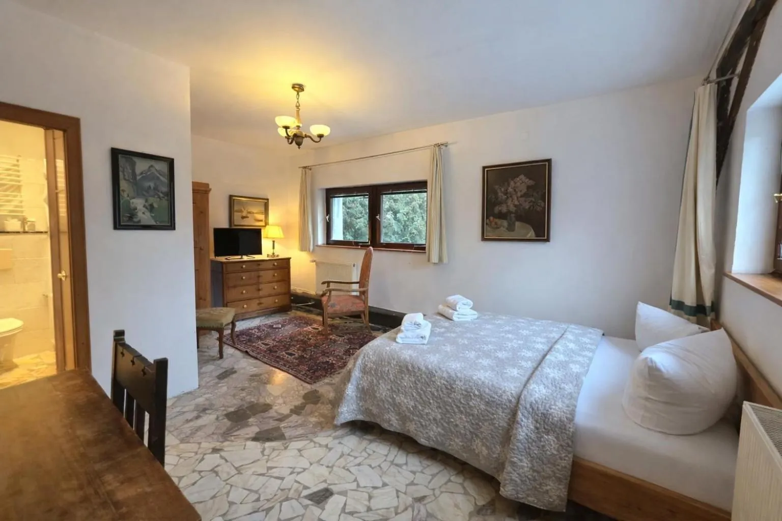 Photo of the whole room, Bed in Dworek Adamski