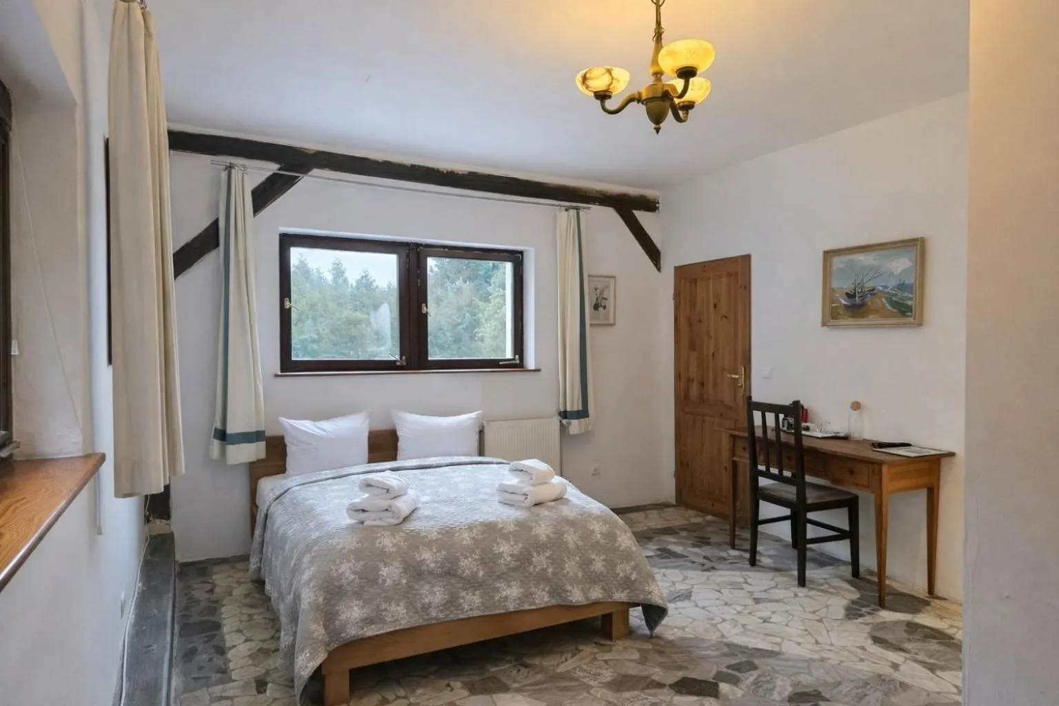 Photo of the whole room, Bed in Dworek Adamski