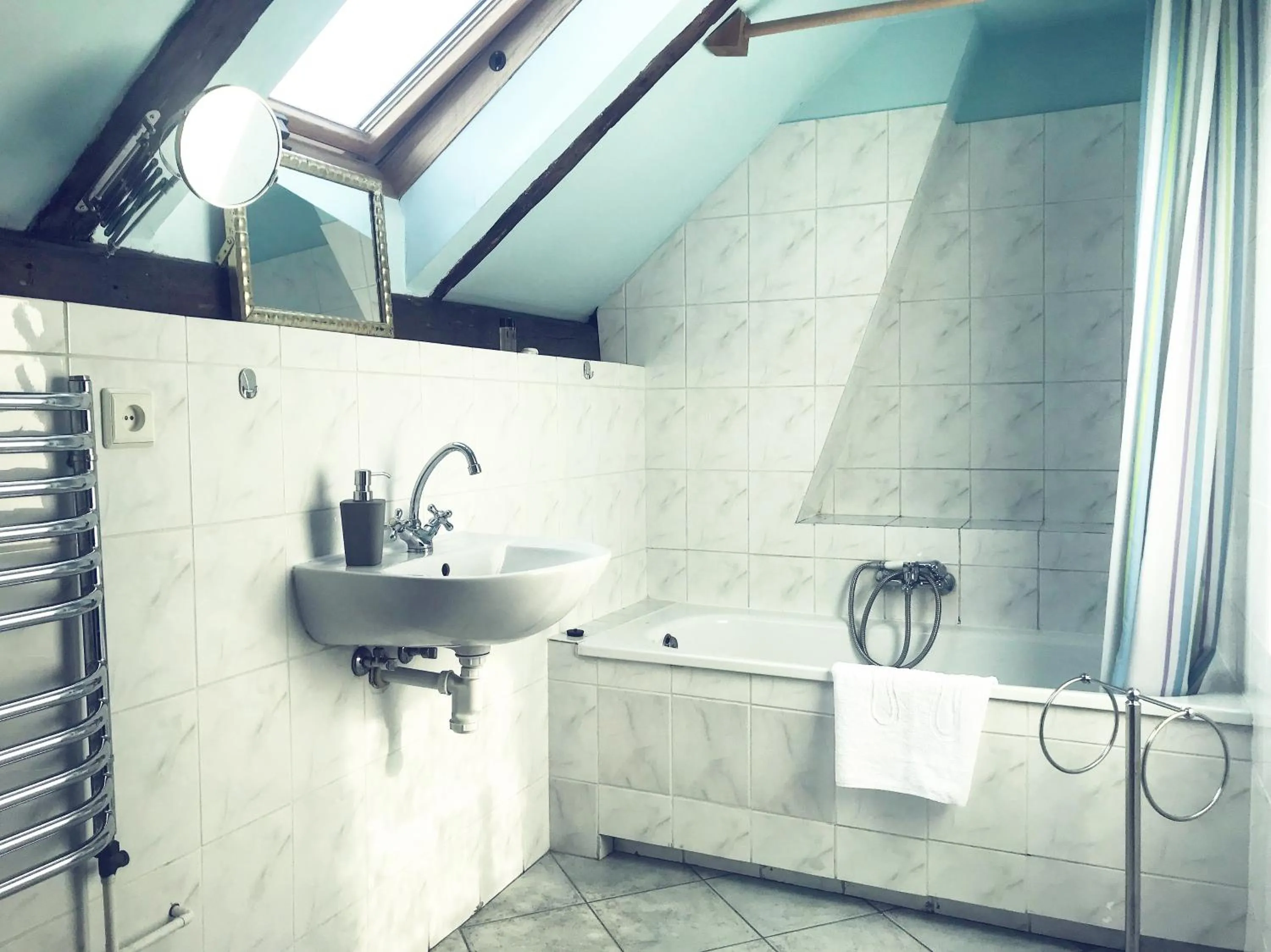 Bathroom in Dworek Adamski