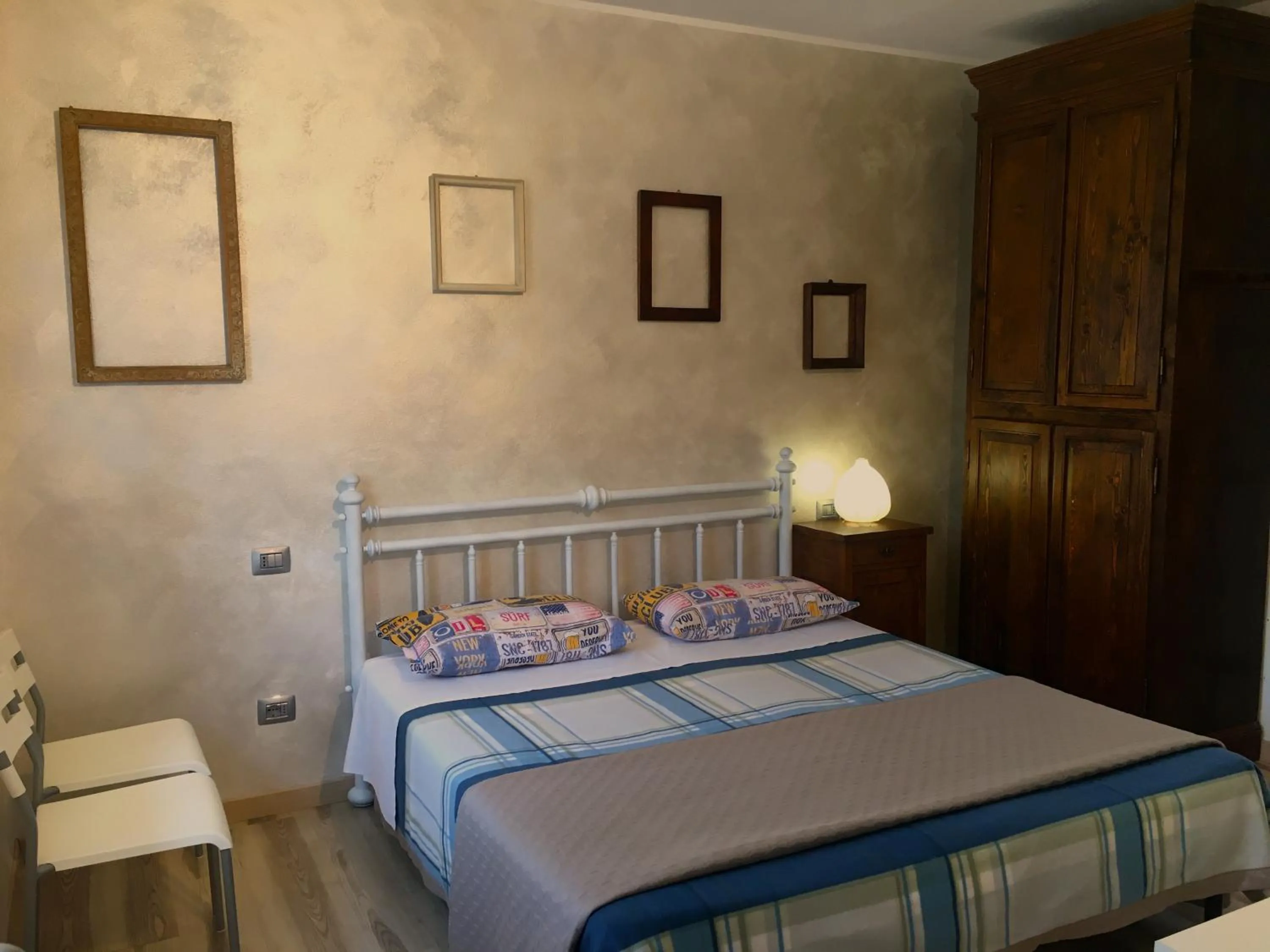 Photo of the whole room, Bed in La Bella Vigna