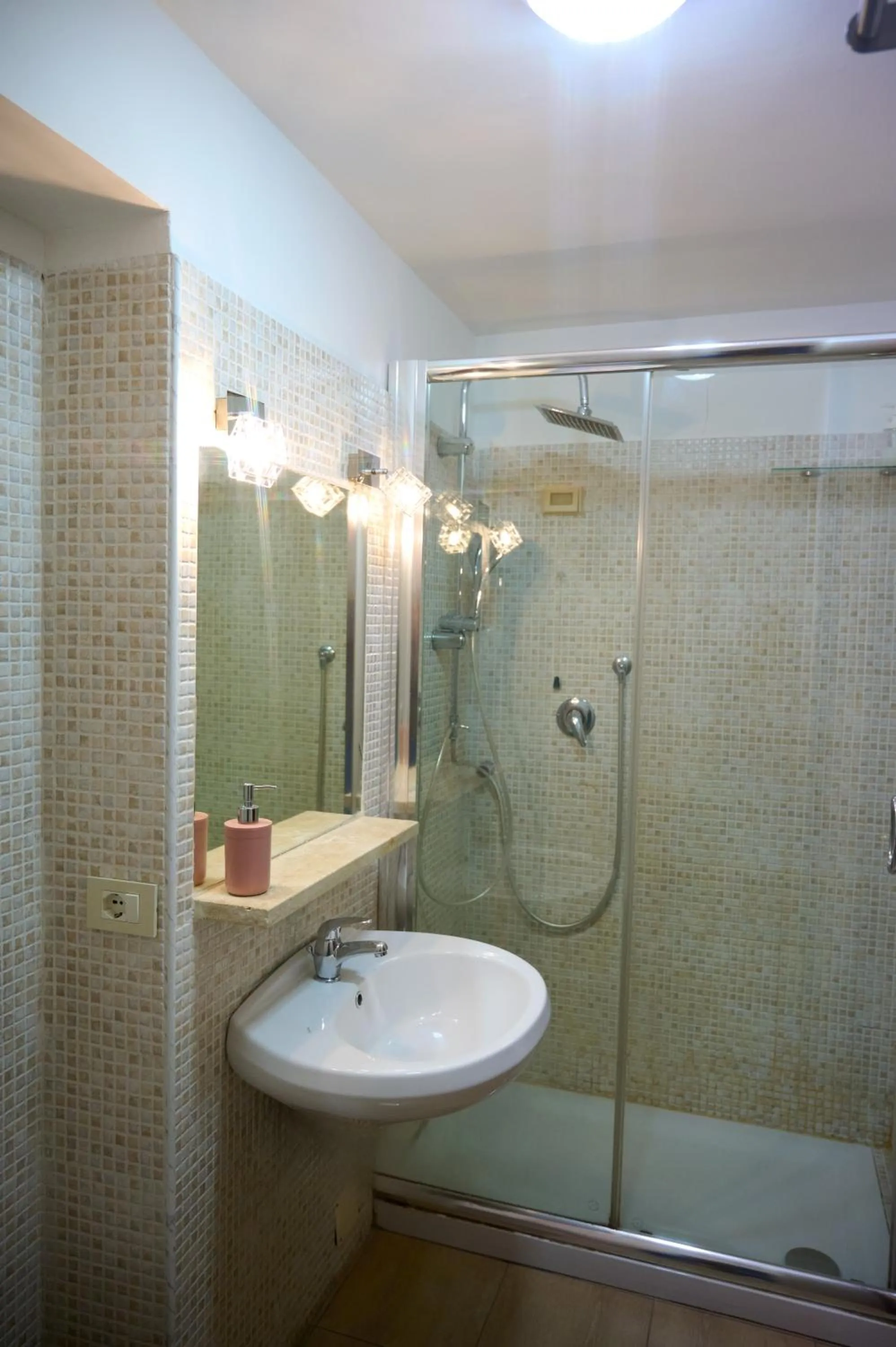 Bathroom in On The Rainbow B&B