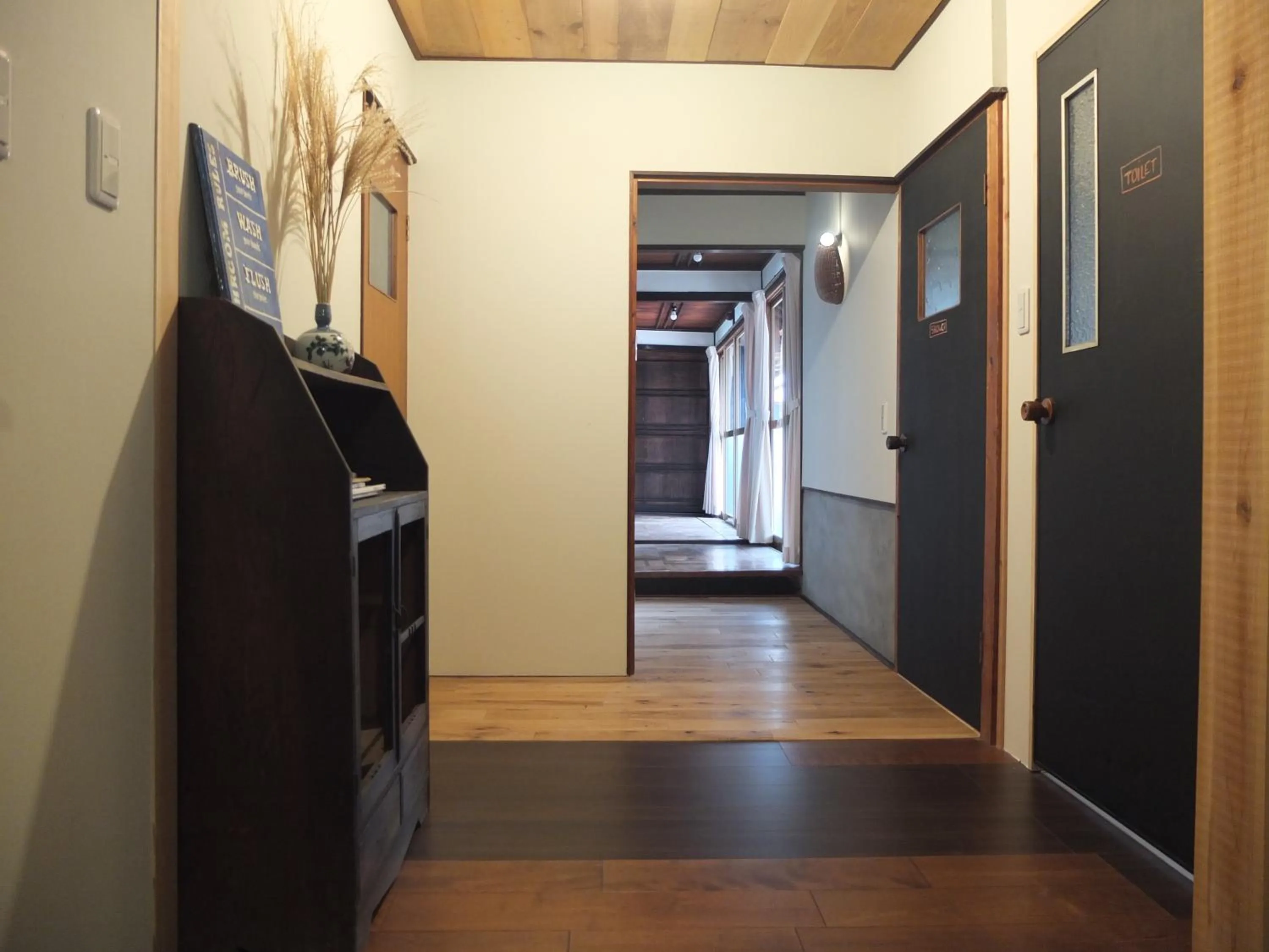 Shower in YOMOGI GUESTHOUSE