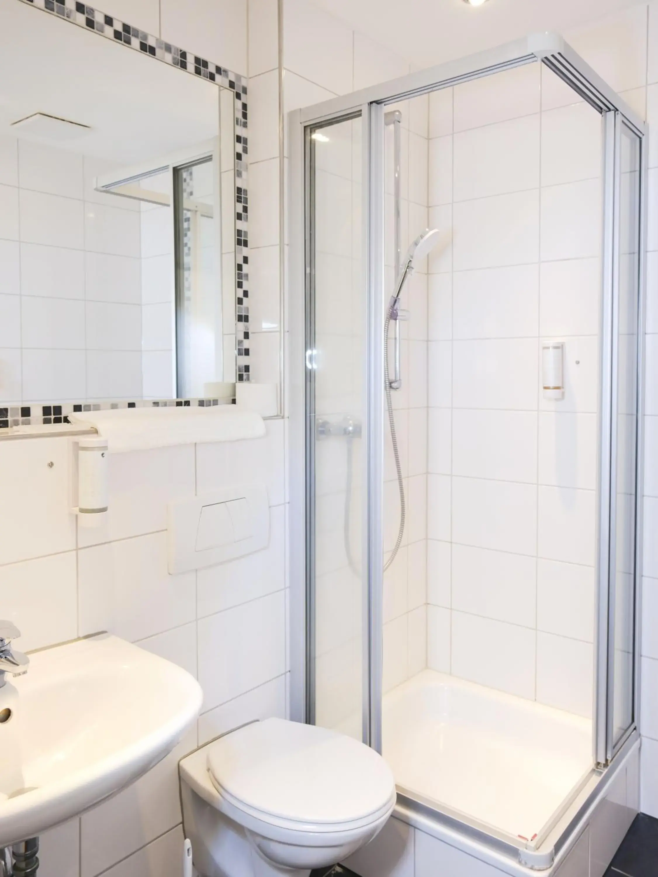 Standard Single Room in Hotel Burgklause Standard Single Room in Hotel Burgklause