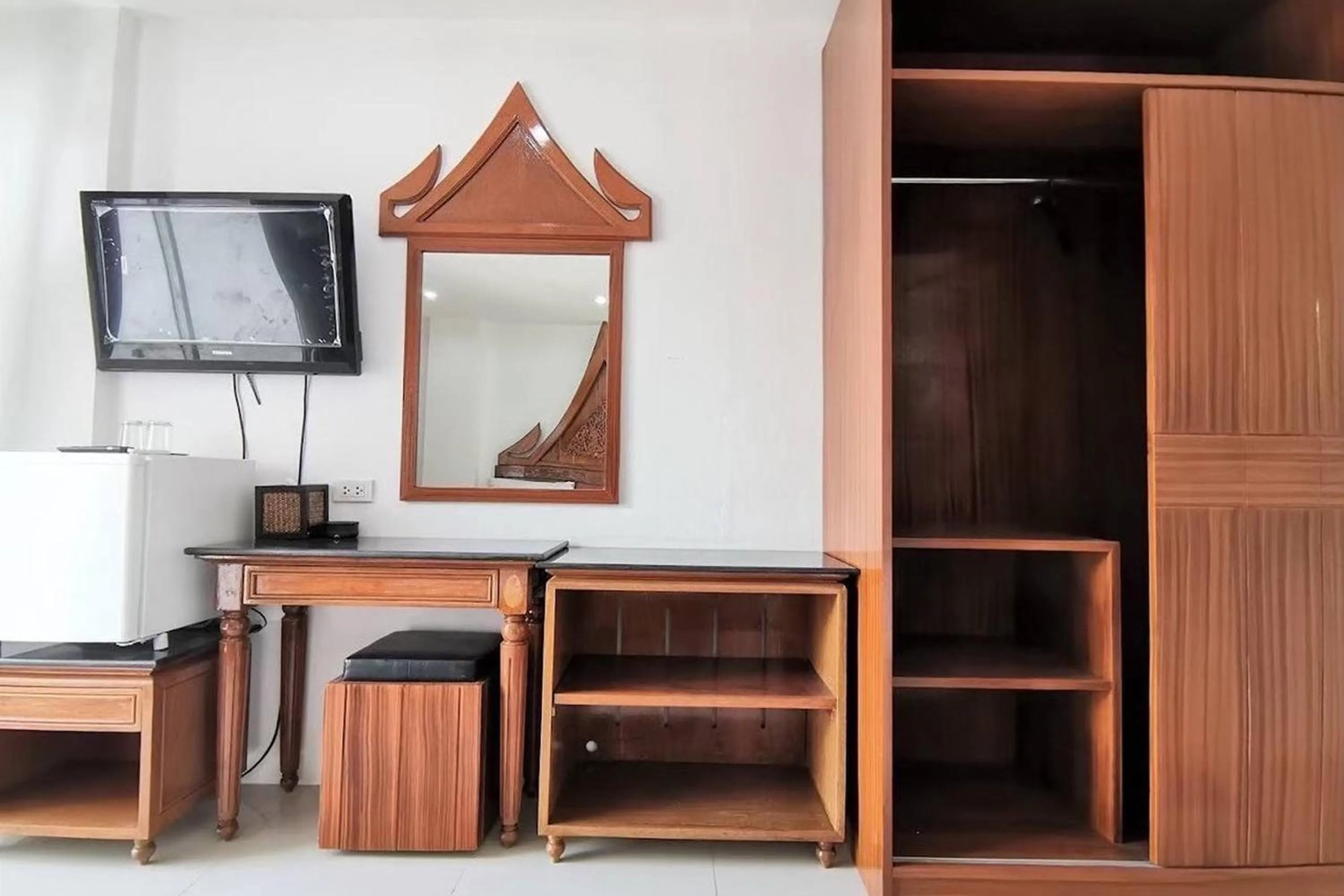 TV and multimedia in Sure Guesthouse