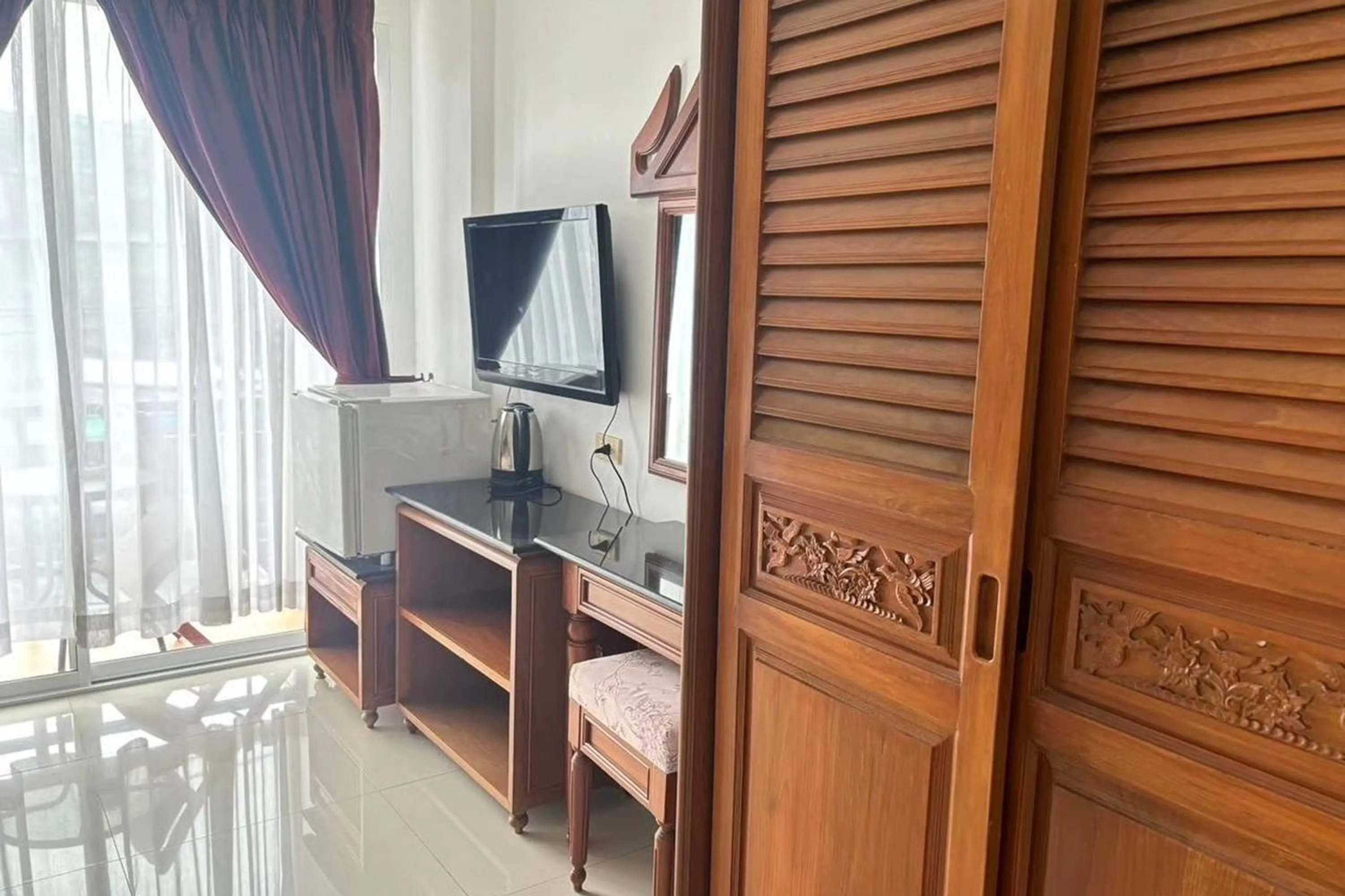 TV and multimedia in Sure Guesthouse