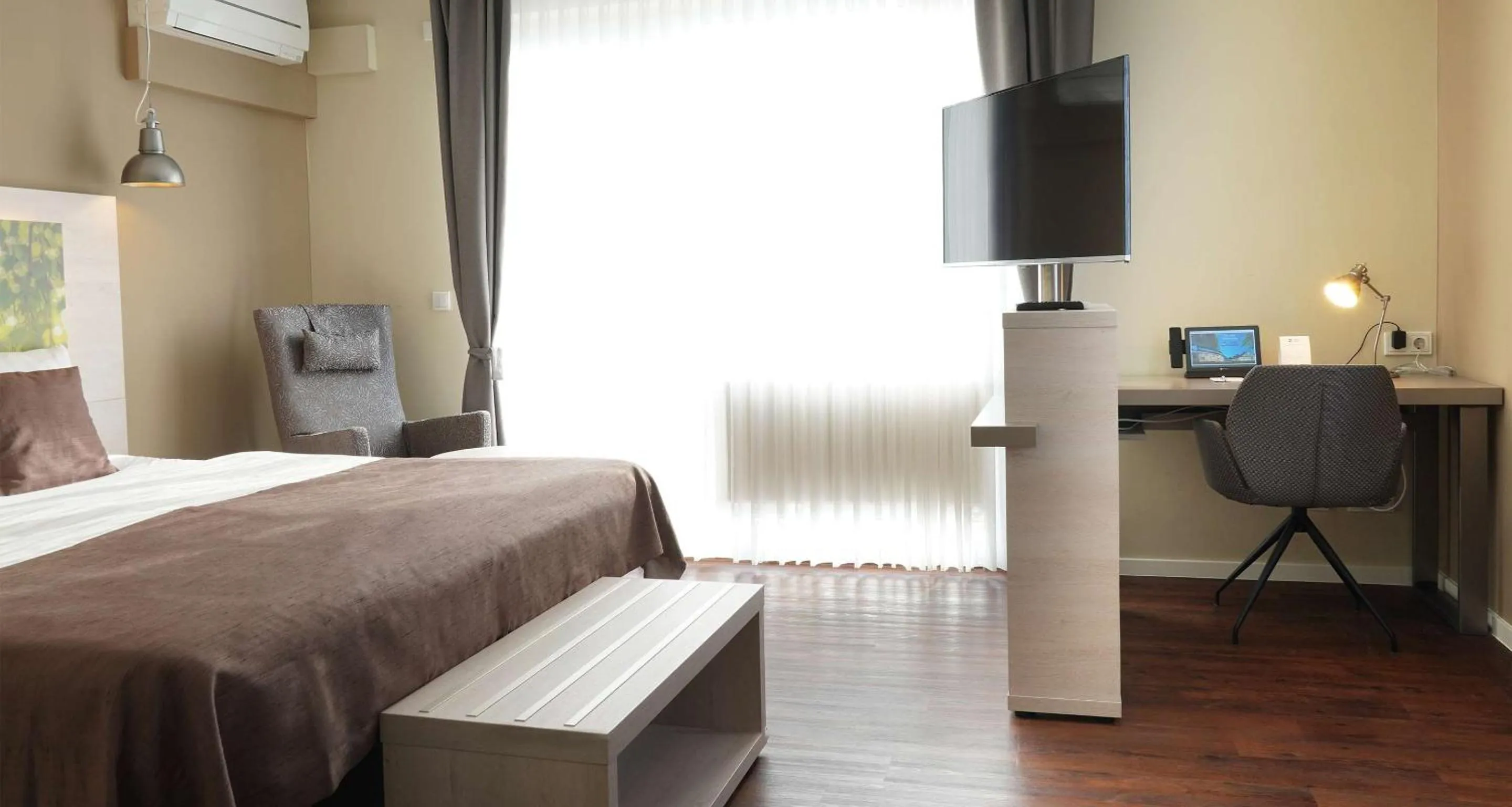 Bedroom, Bed in Best Western Hotel St. Michael