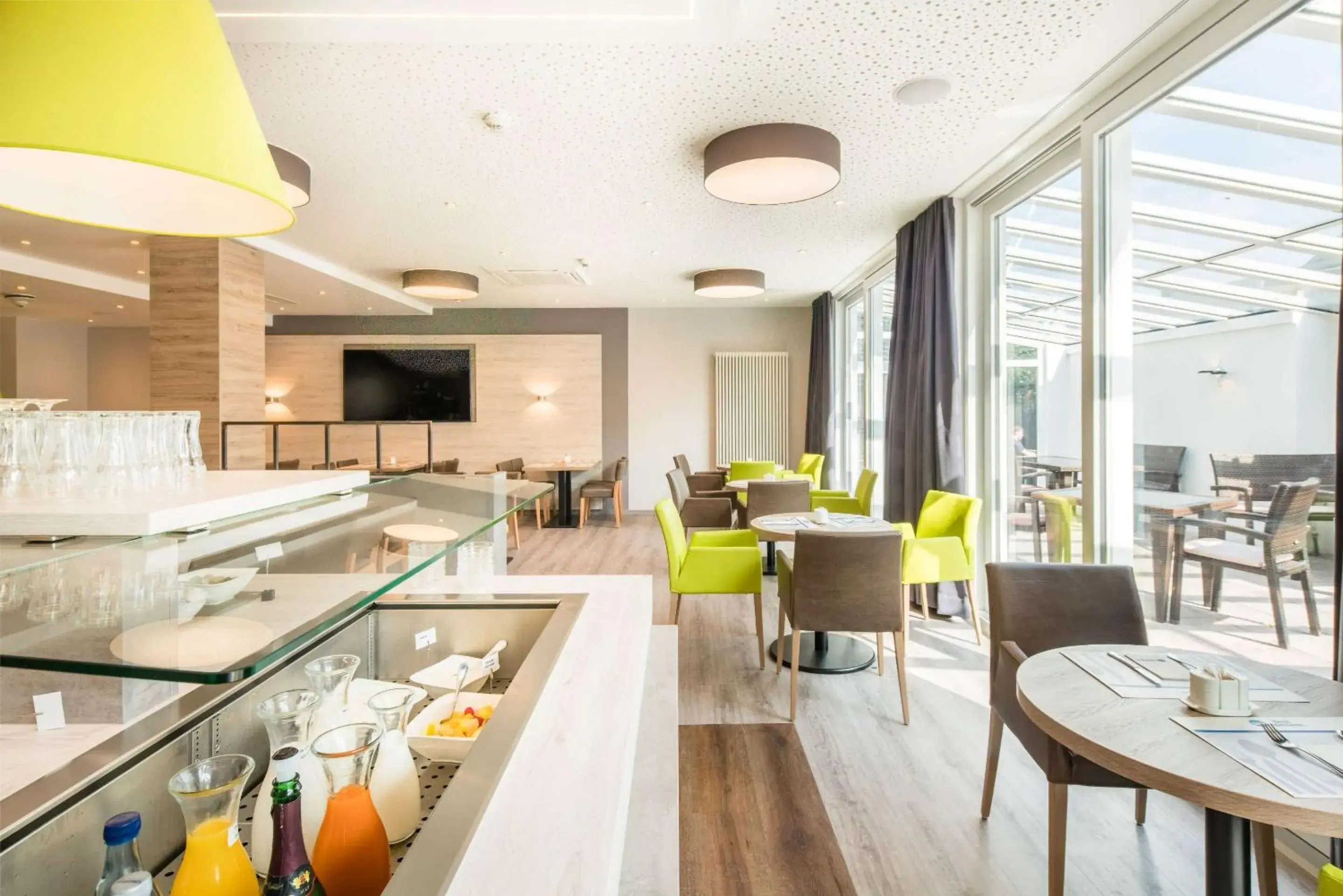 Breakfast in Best Western Hotel St. Michael Breakfast in Best Western Hotel St. Michael