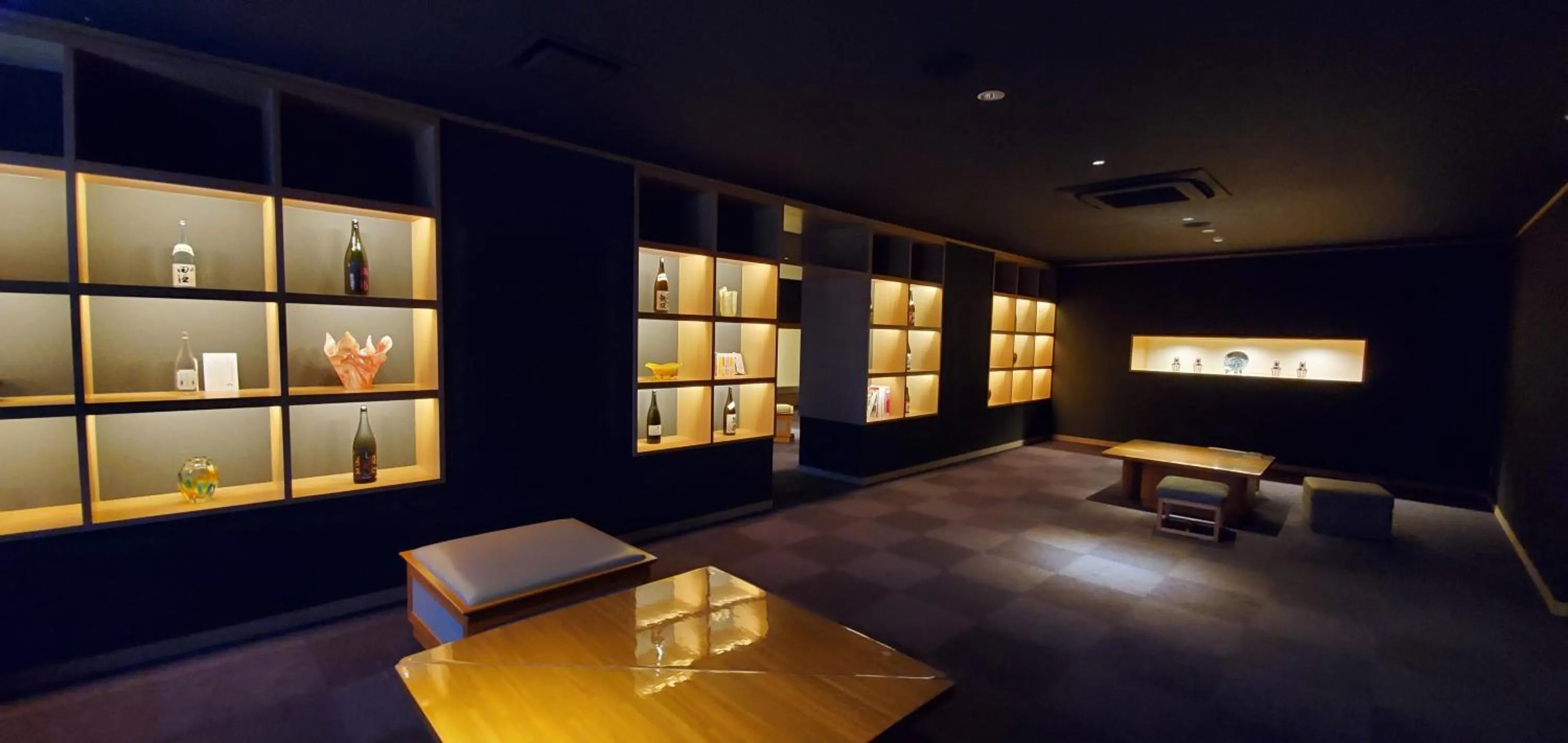 Lounge or bar in Hatagoya Jozankei Shoten-Adult Only