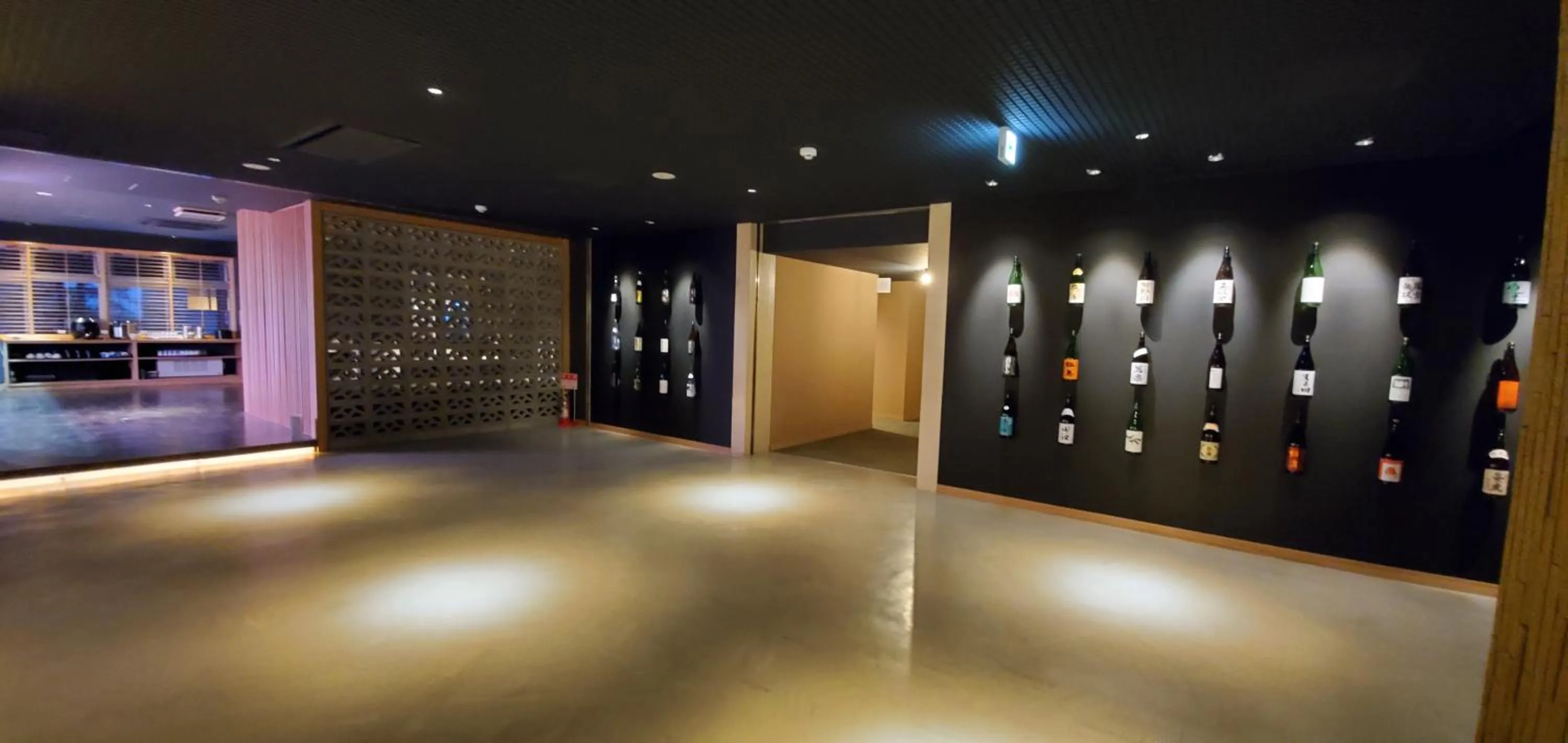 Lounge or bar in Hatagoya Jozankei Shoten-Adult Only