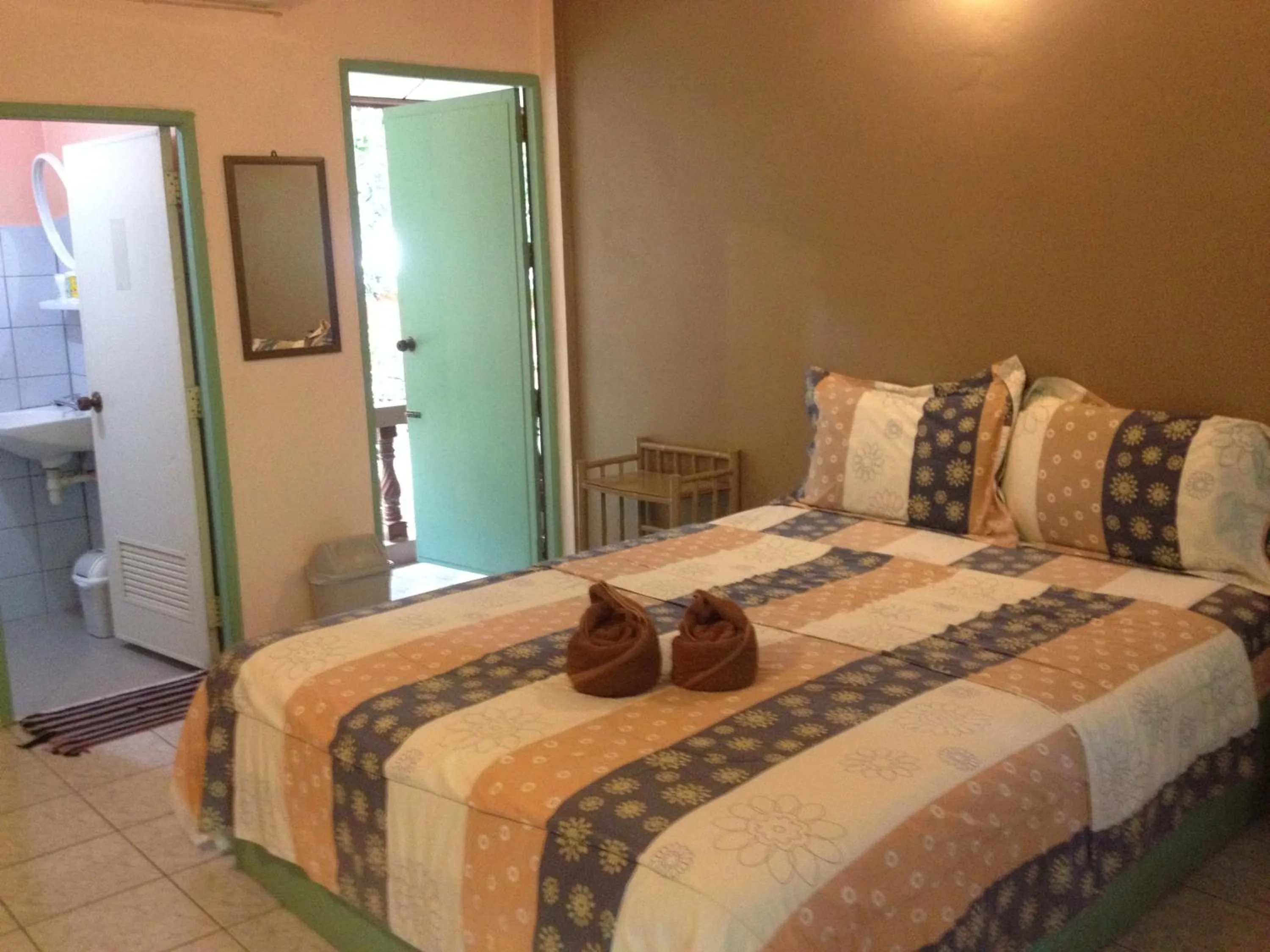 Property building, Bed in The Lost Resort