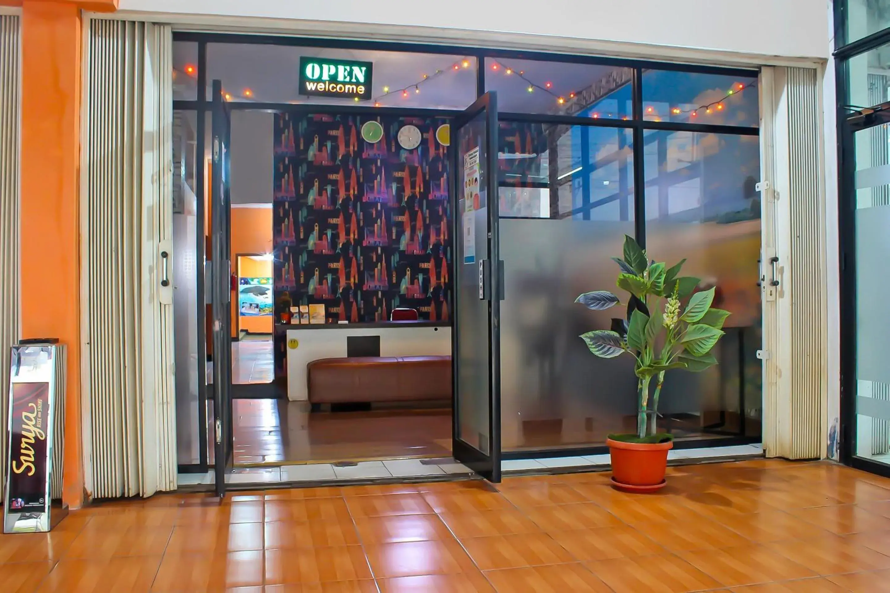 Facade/entrance in Collection O 92268 Hotel Aero Facade/entrance in Collection O 92268 Hotel Aero