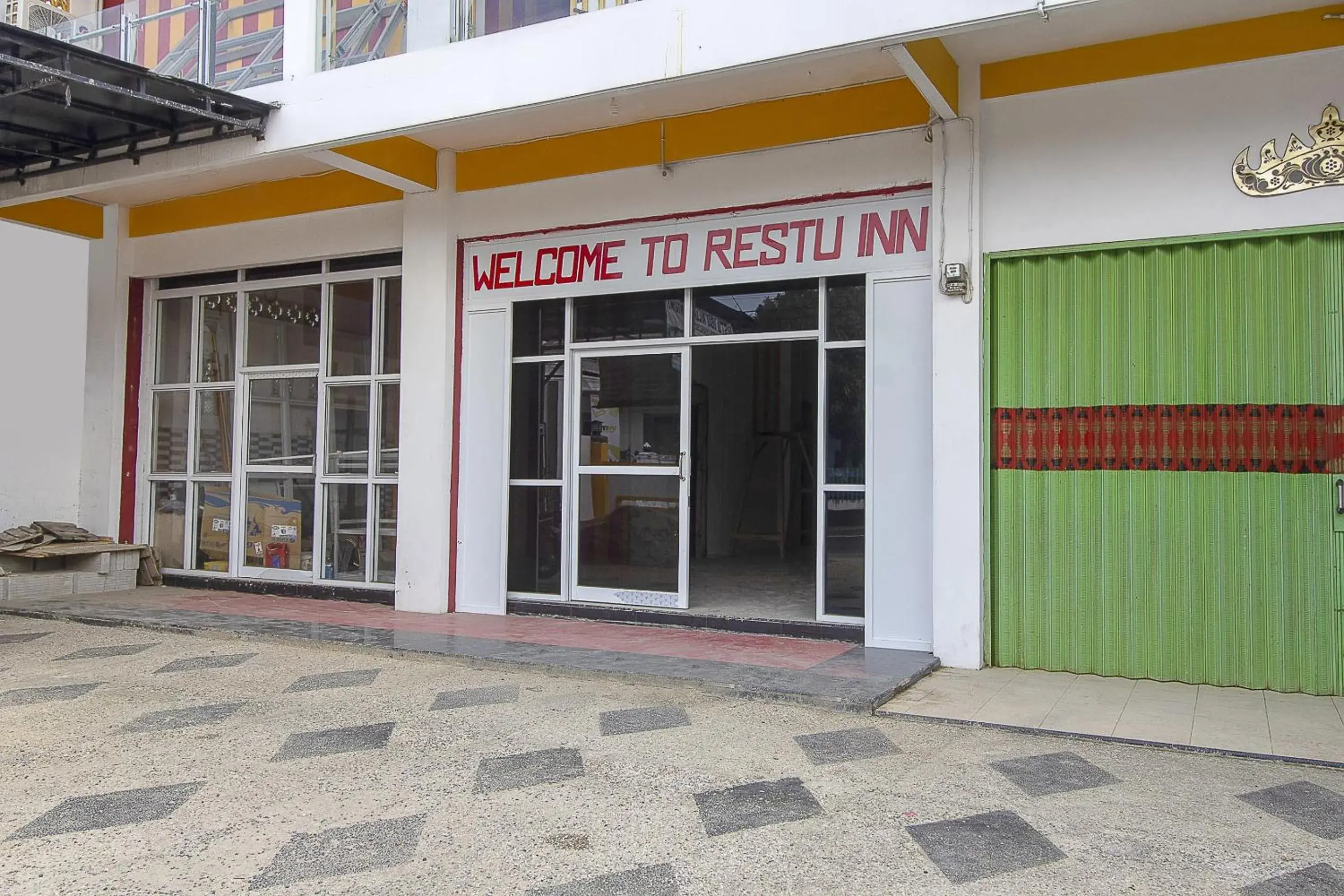 Facade/entrance in Restu Inn Facade/entrance in Restu Inn