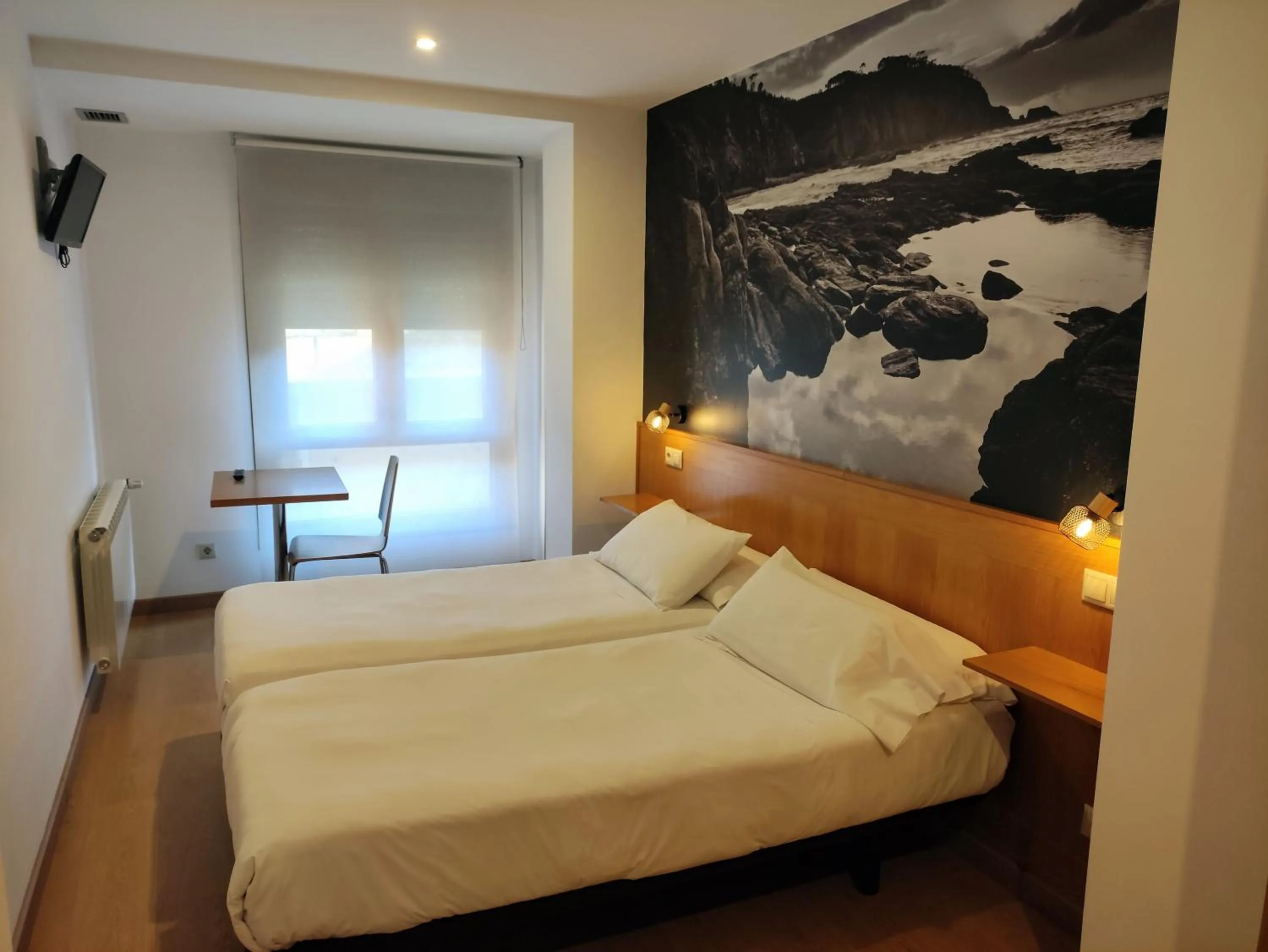 Bedroom, Bed in Hotel Dabeleira