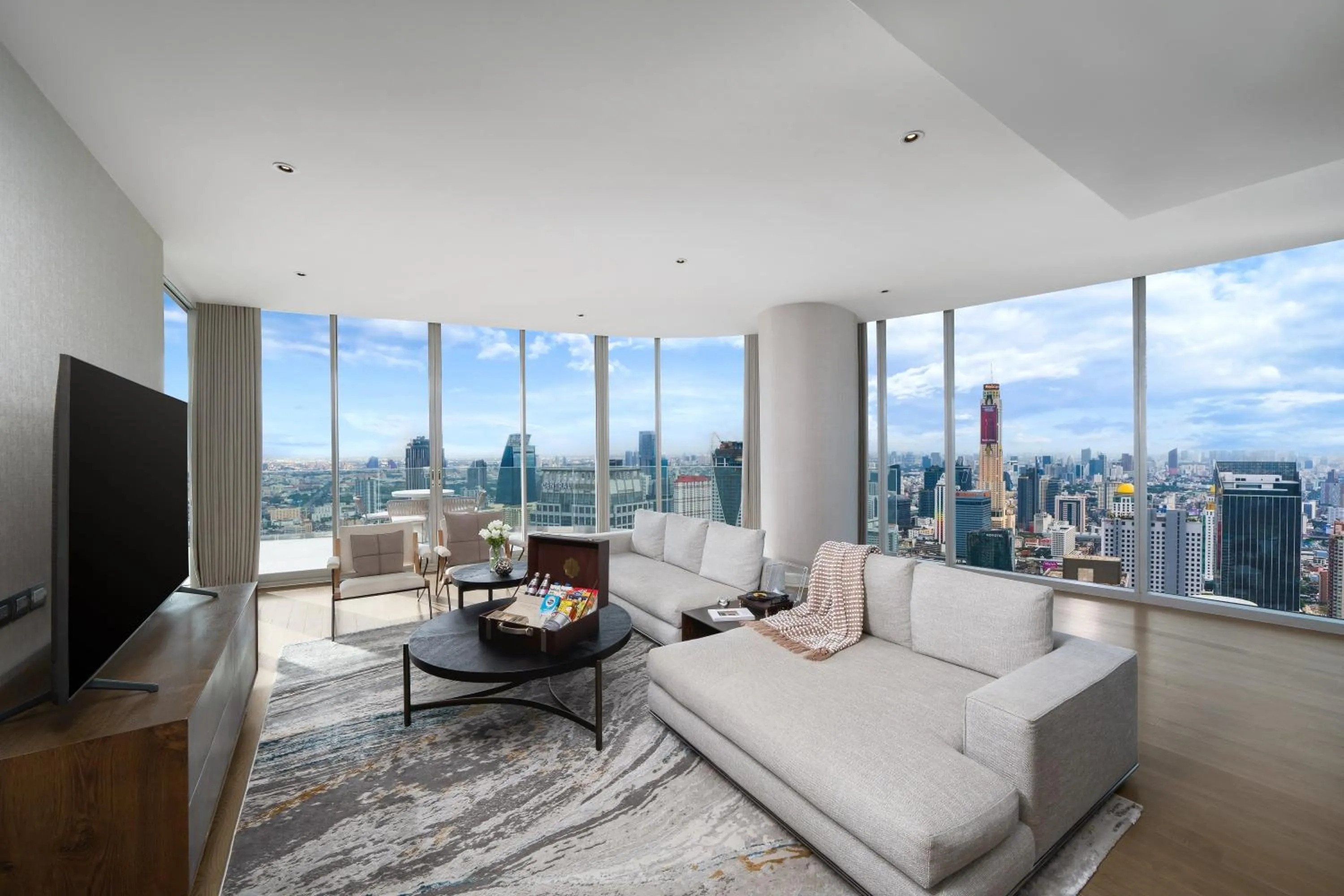 Magnolias Ratchadamri Boulevard Serviced Residences