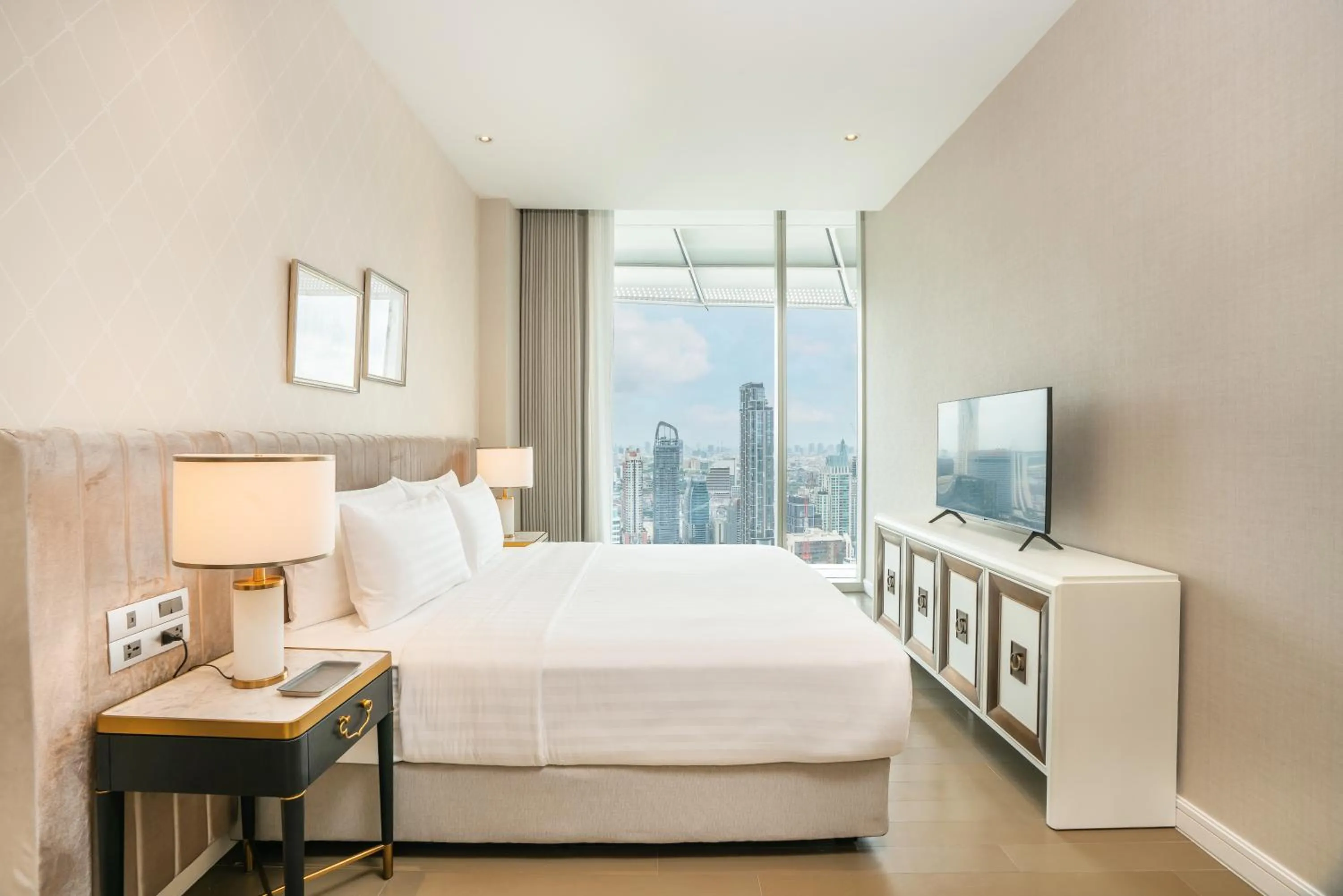 Magnolias Ratchadamri Boulevard Serviced Residences