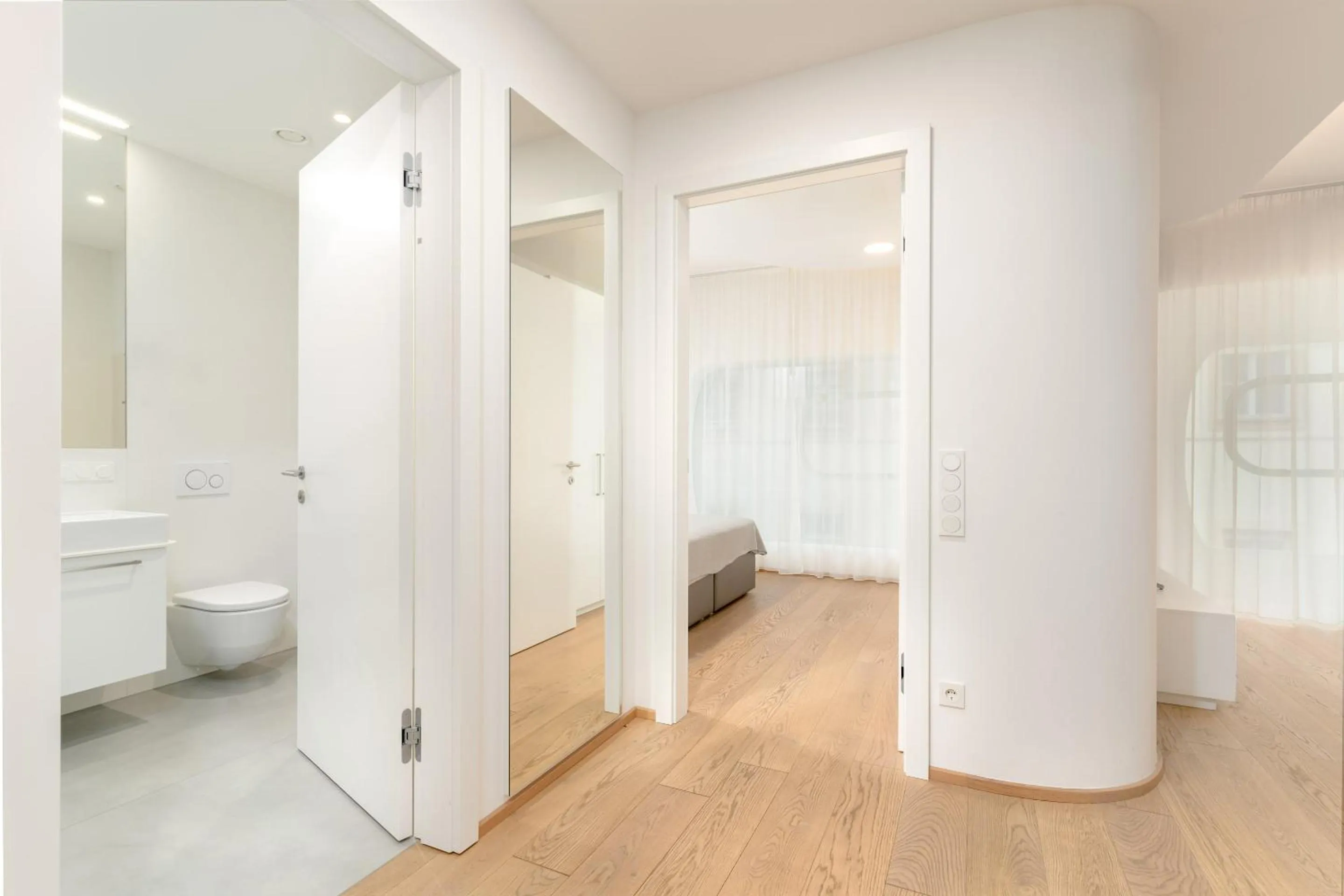 Shower in ARGOS Graz Serviced Apartments, kontaktlos mit Self Check-in