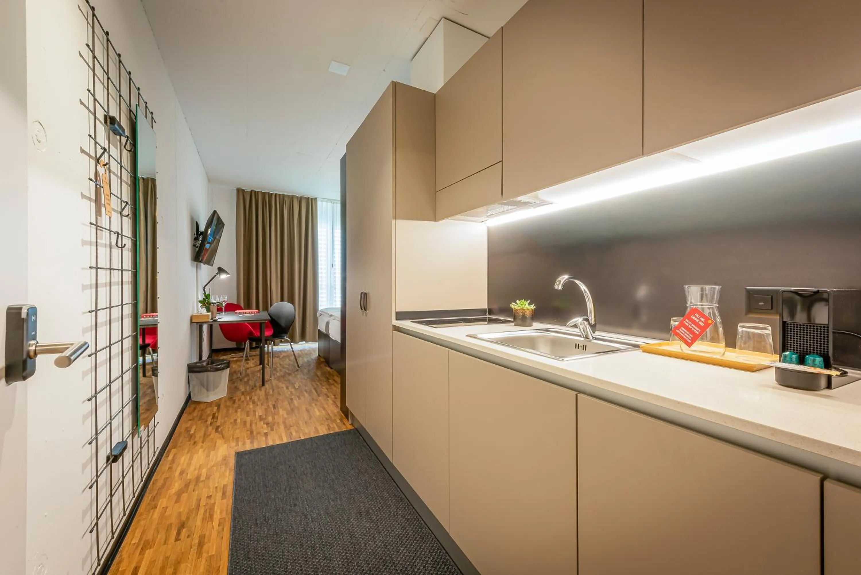 Kitchen or kitchenette in Los Lorentes Hotel Bern City