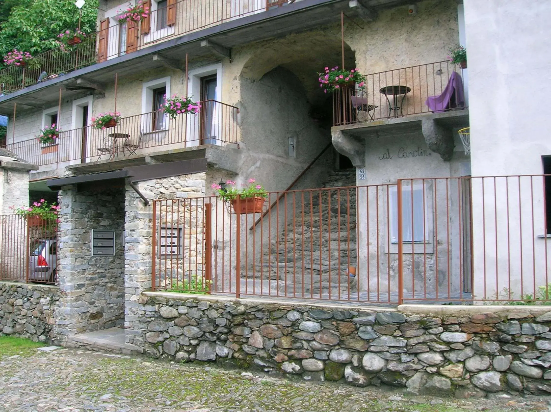 One-Bedroom Apartment - single occupancy in Al Carotin One-Bedroom Apartment - single occupancy in Al Carotin