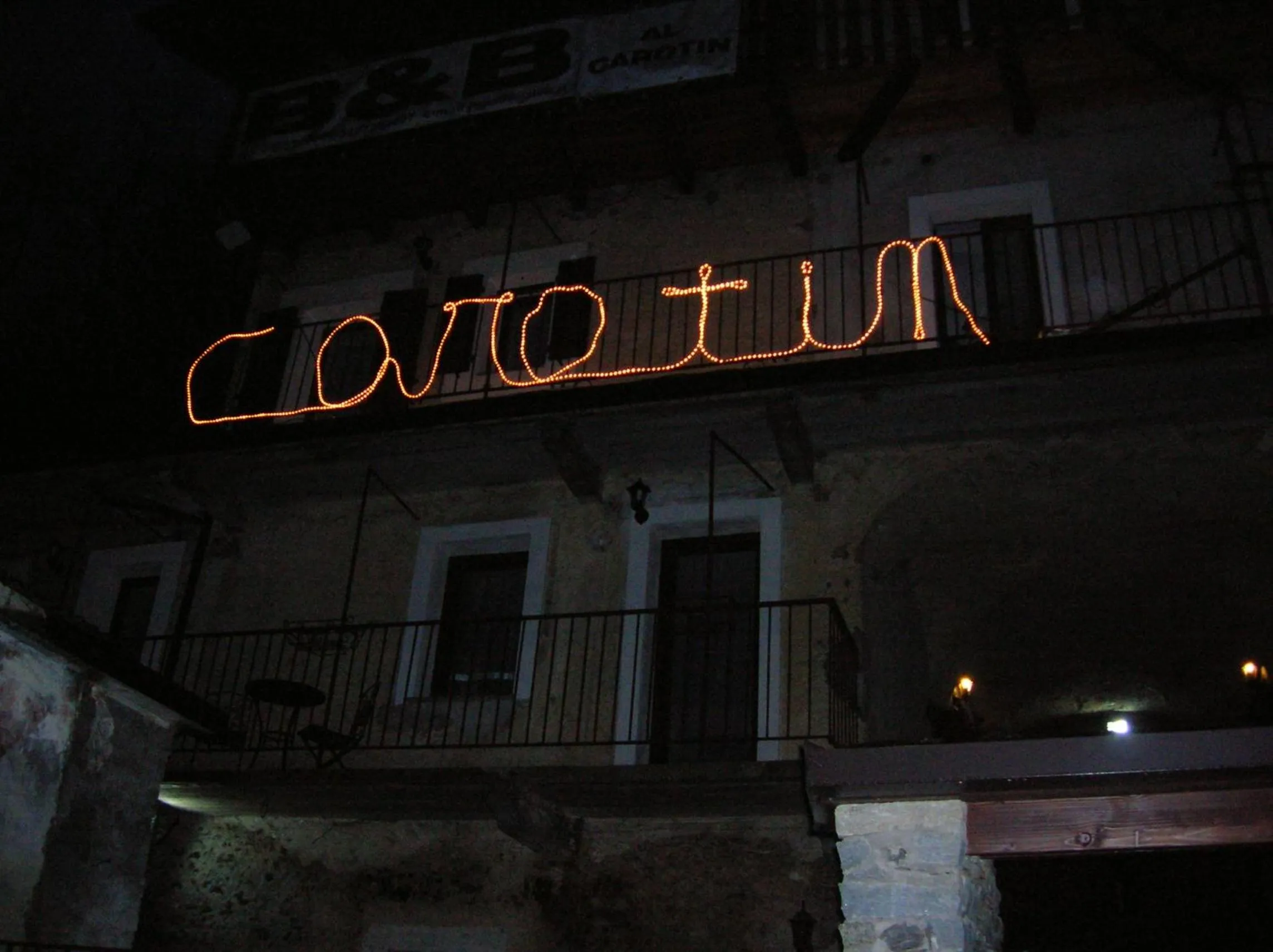 Property building in Al Carotin