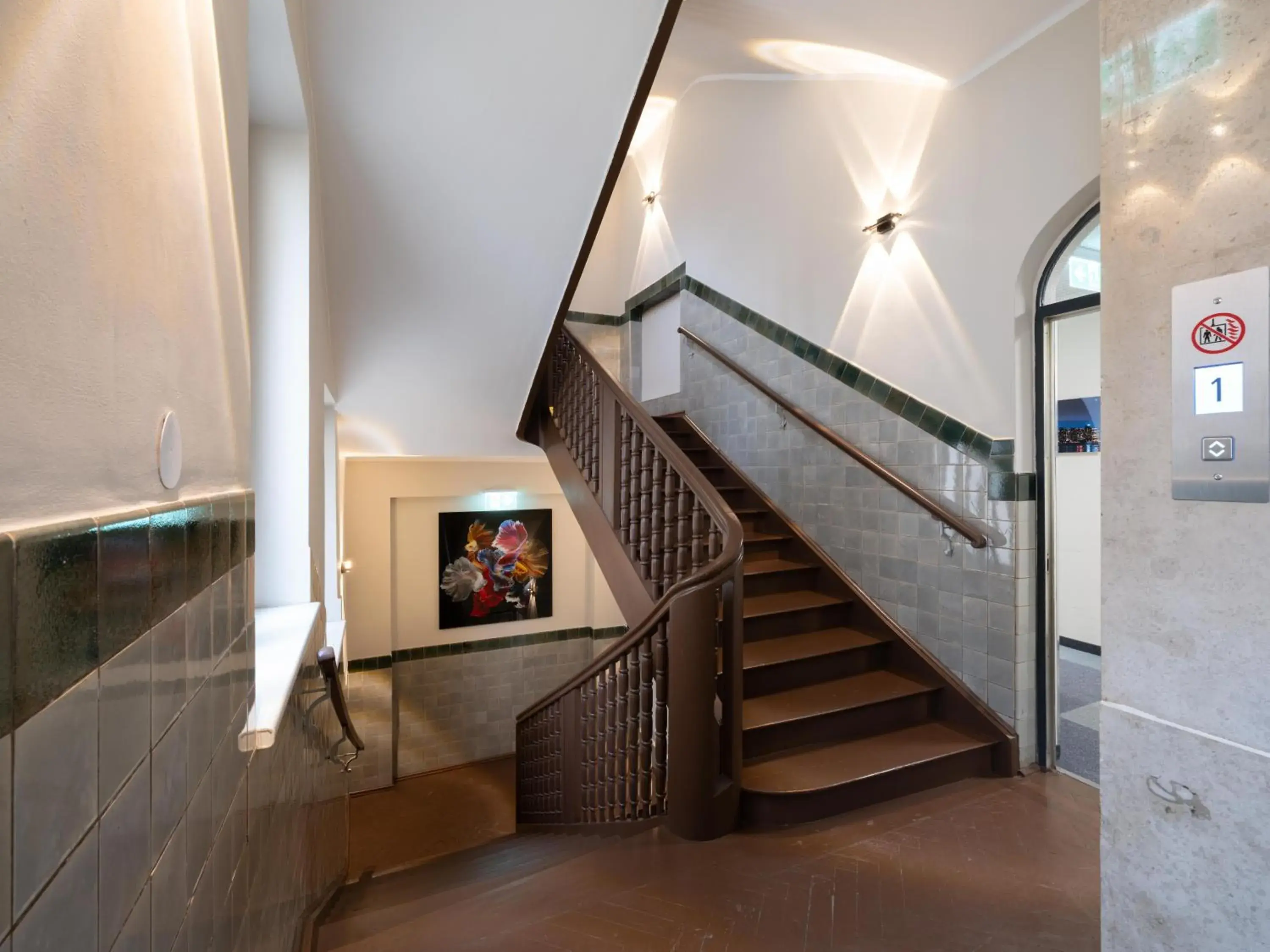 Property building in Smart Stay Hotel Station Property building in Smart Stay Hotel Station