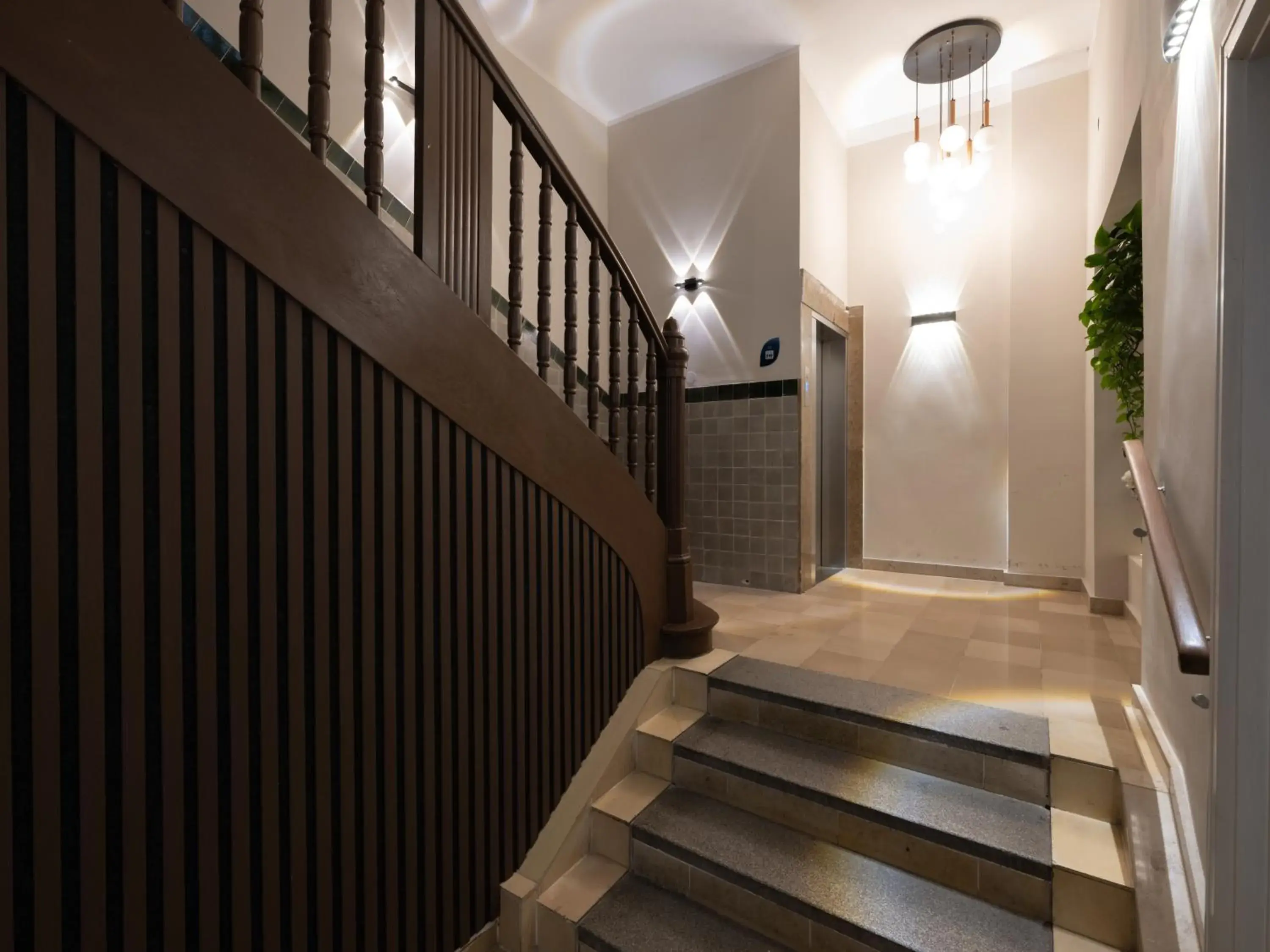 Property building in Smart Stay Hotel Station Property building in Smart Stay Hotel Station