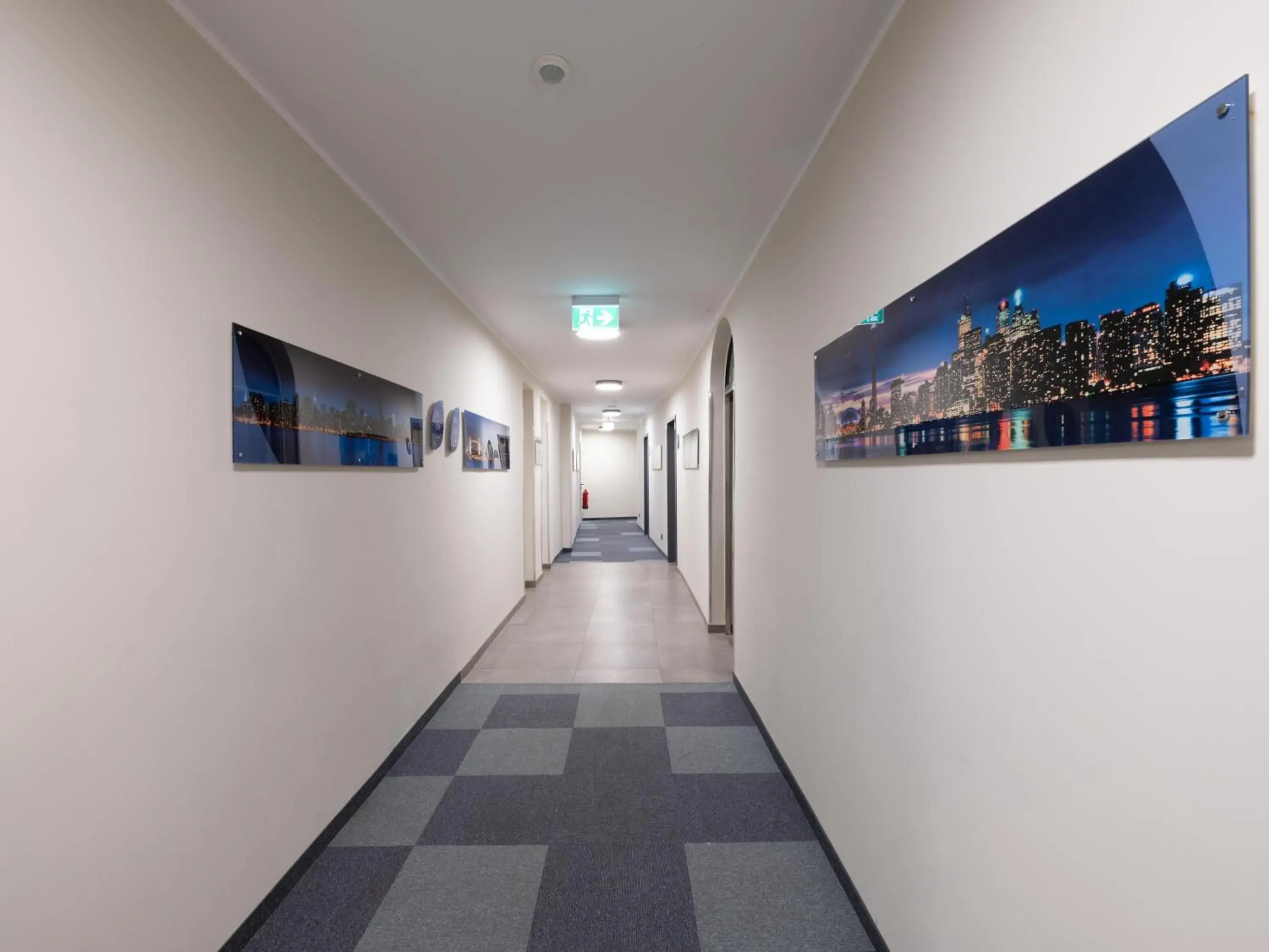 Property building in Smart Stay Hotel Station Property building in Smart Stay Hotel Station