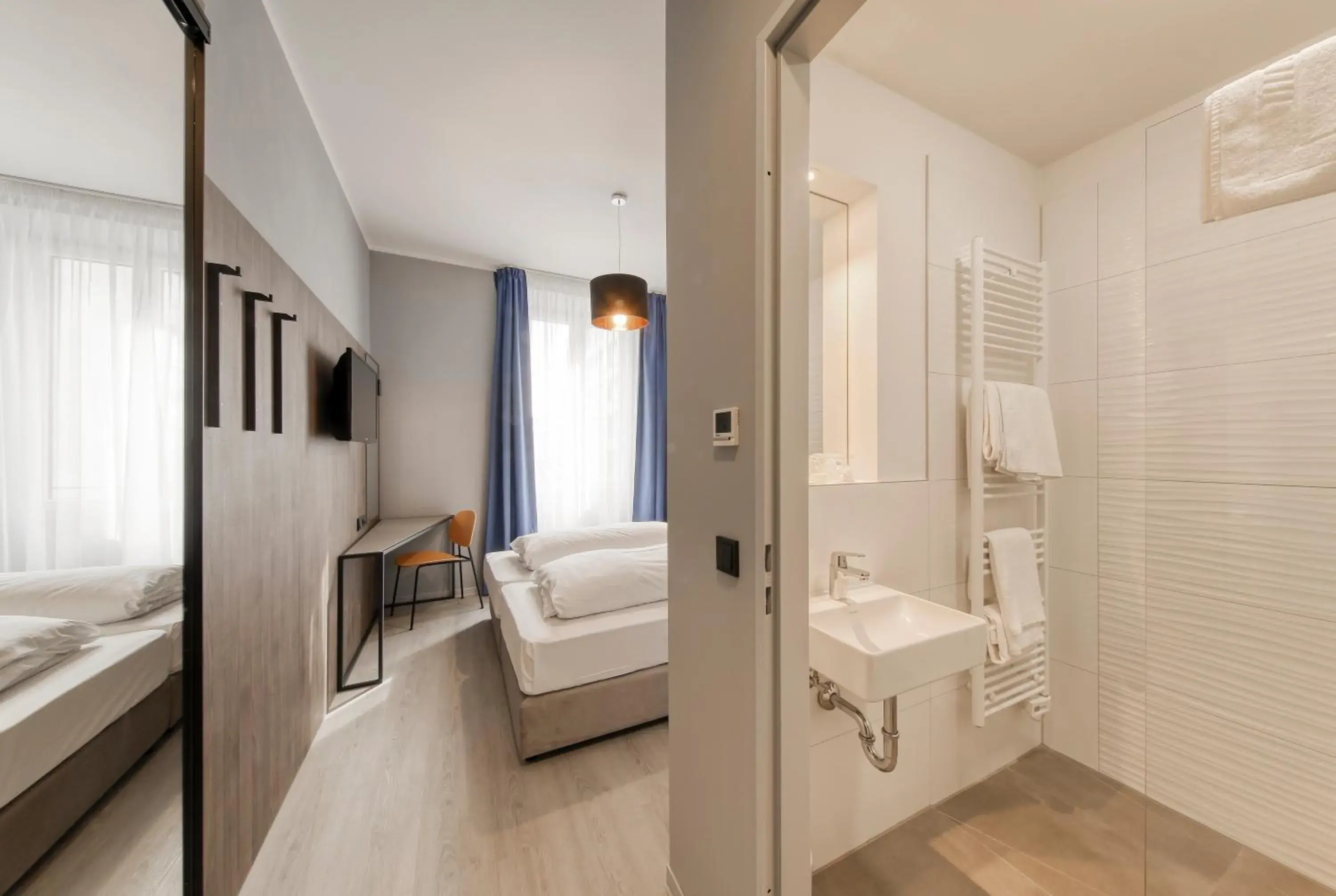 Bed in Smart Stay Hotel Station Bed in Smart Stay Hotel Station