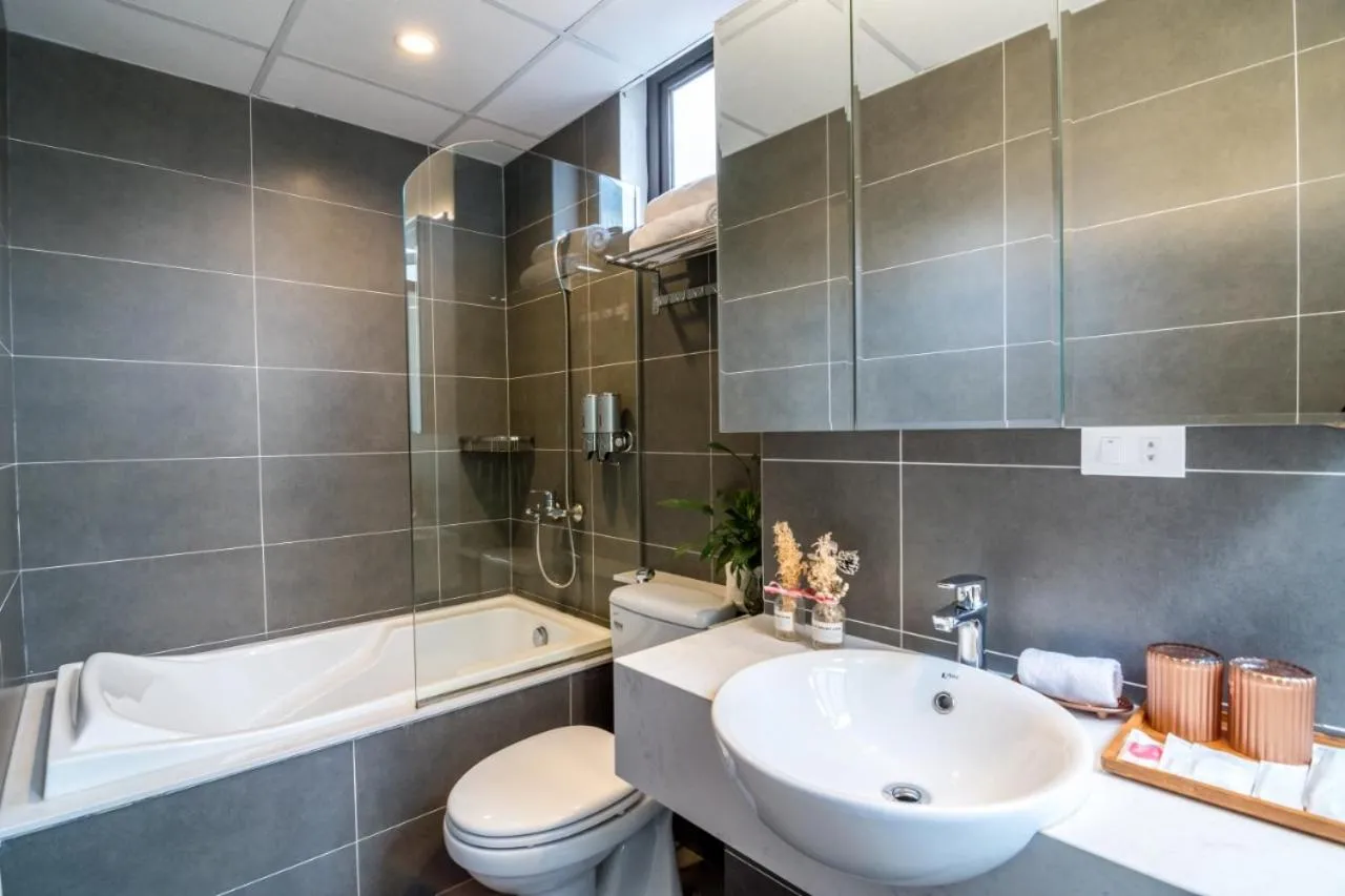 Fukurai Hotel & Apartment 2 Ha Noi