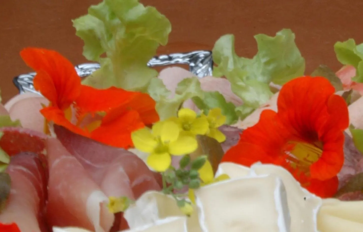 Restaurant/places to eat in Gasthaus & Hotel Drei Lilien