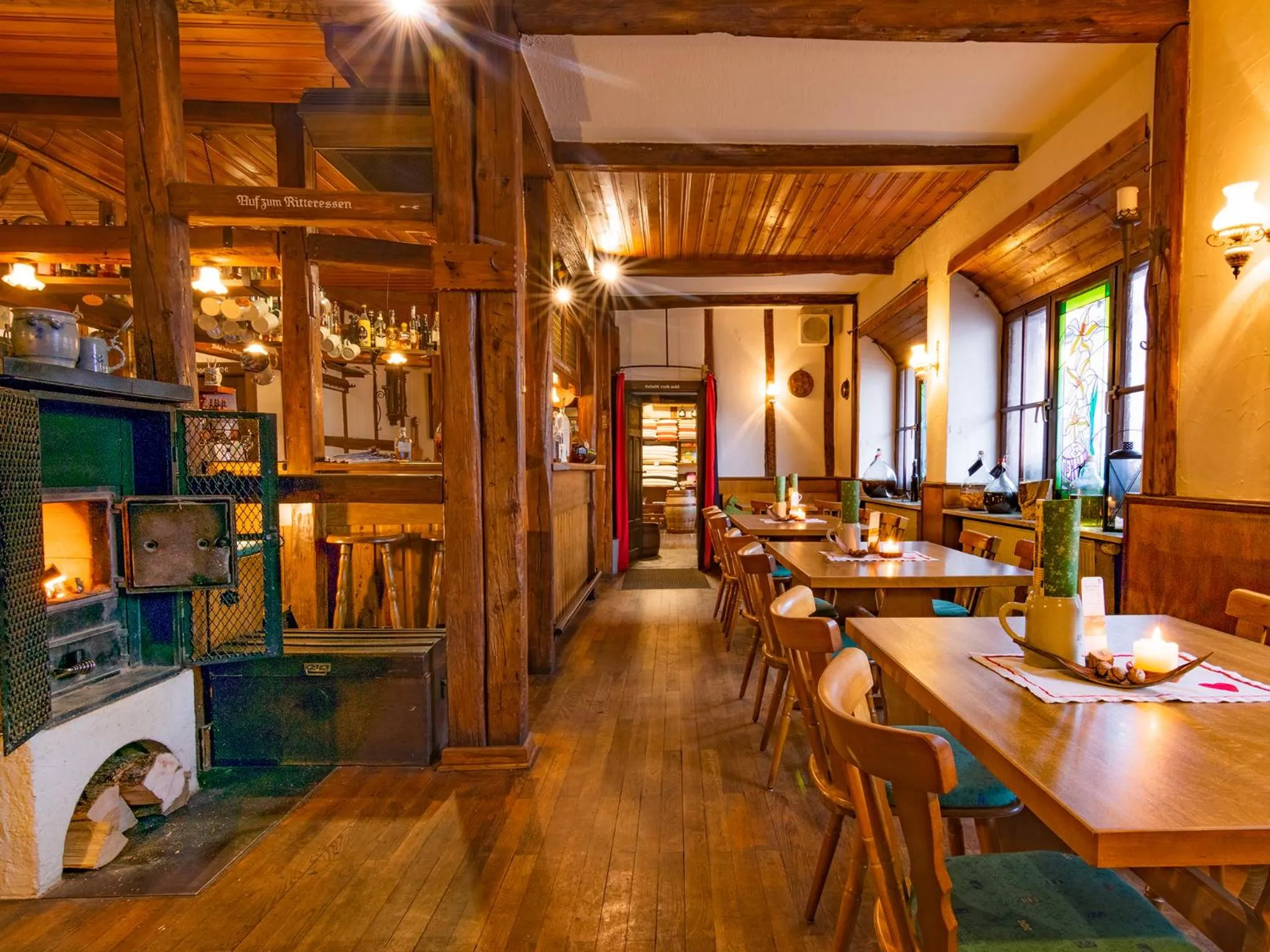 Restaurant/places to eat in Gasthaus & Hotel Drei Lilien