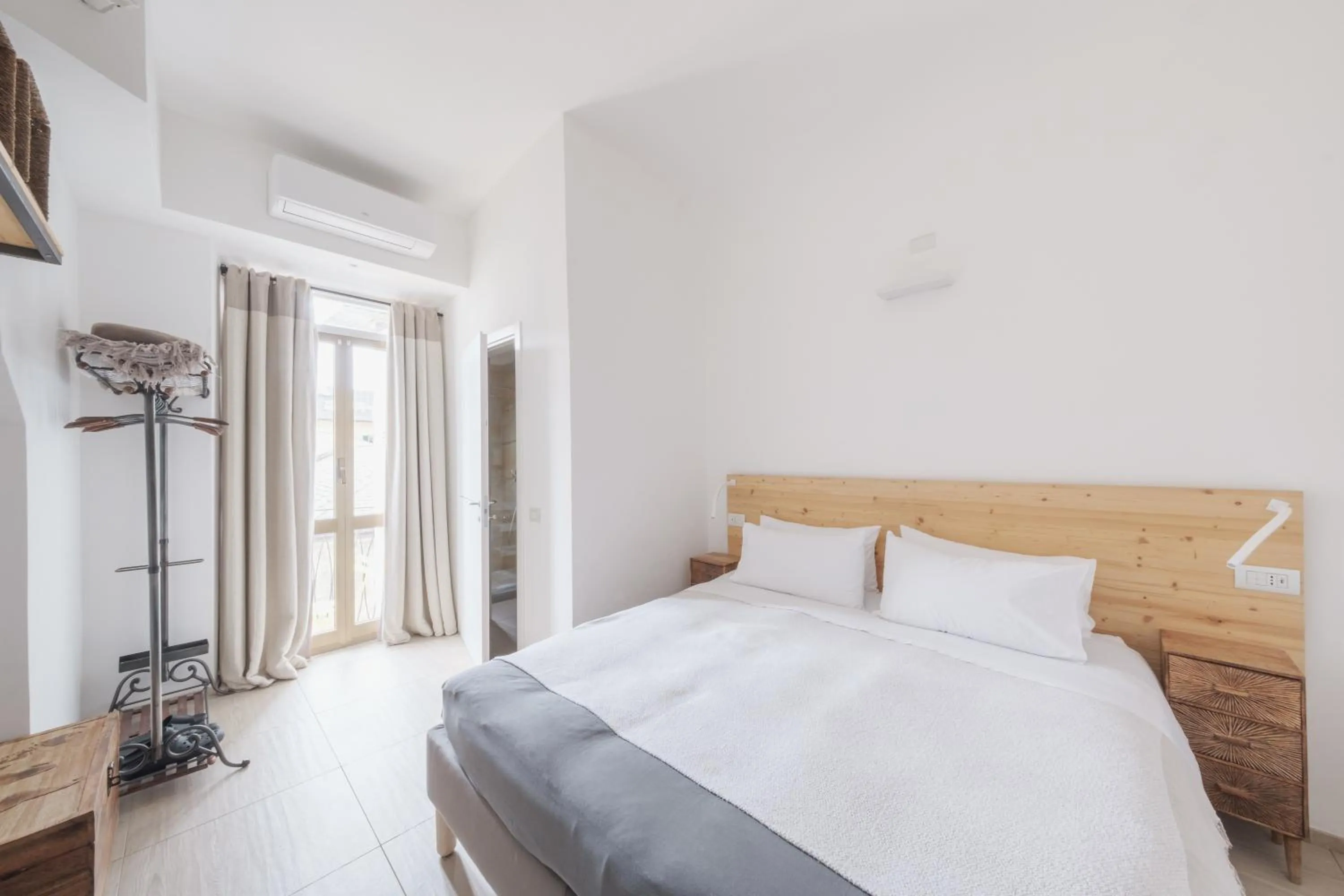 Bed in Central Savona