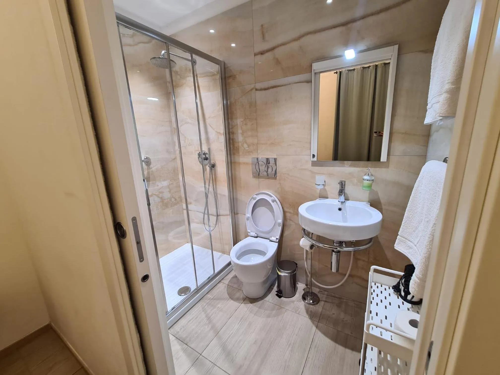 Bathroom in Central Savona