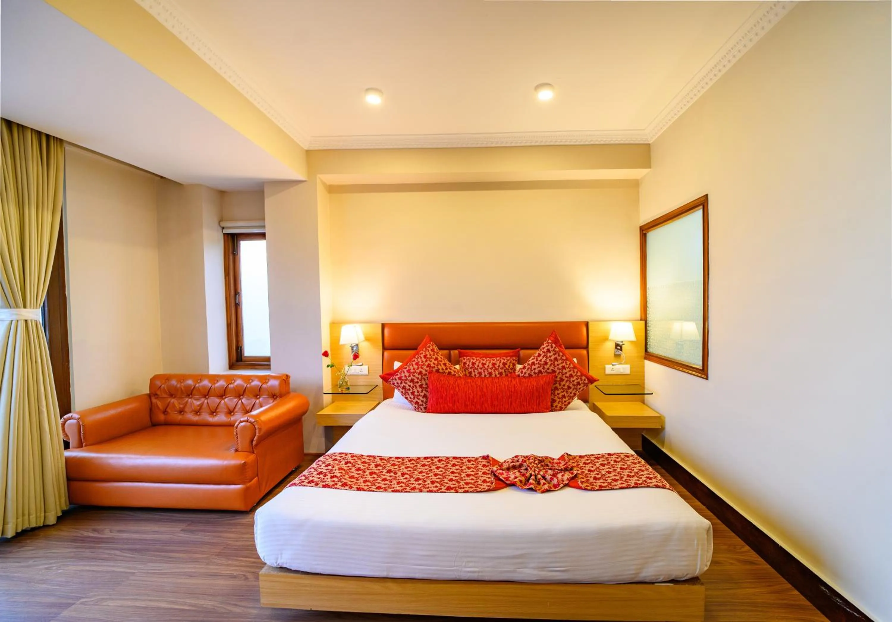 Seating area, Bed in Sinclairs Gangtok