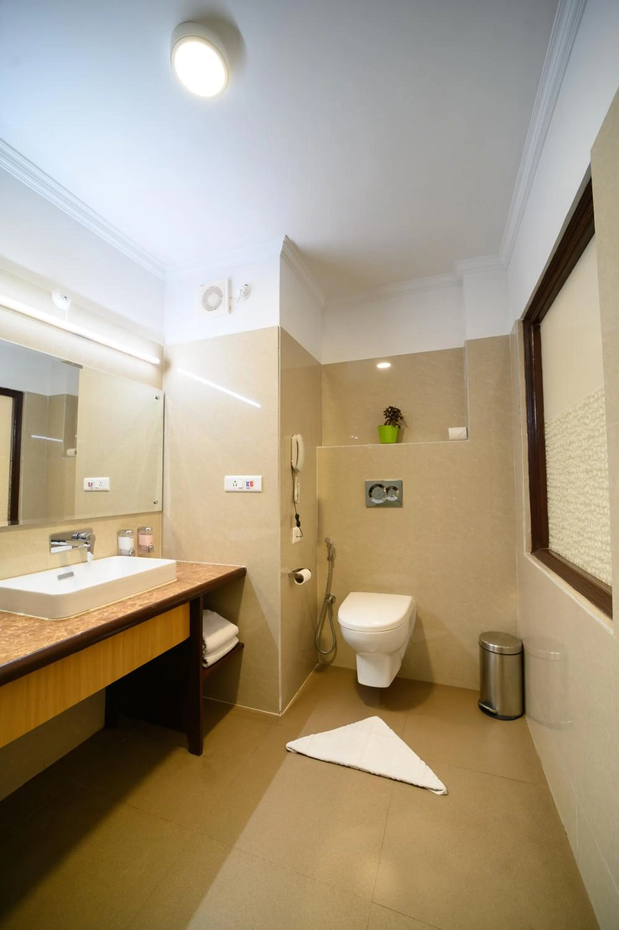 Bathroom in Sinclairs Gangtok