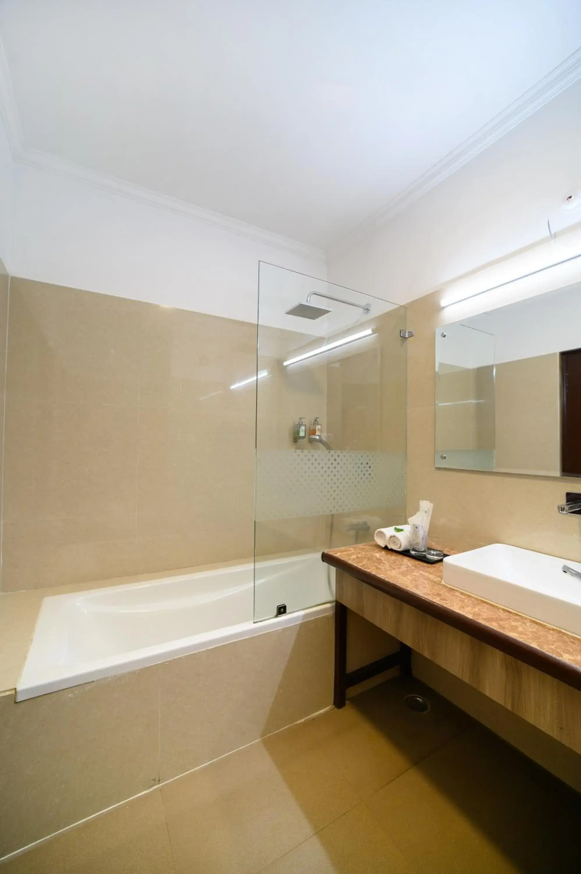 Premier Room(10% discount on F&B ) in Sinclairs Gangtok Premier Room(10% discount on F&B ) in Sinclairs Gangtok