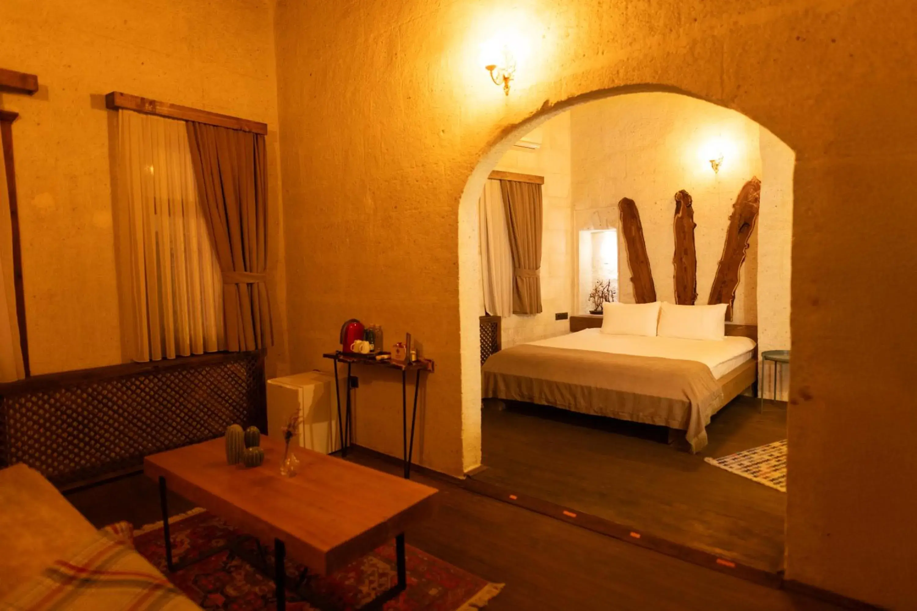 Igde King Suite in Lemon Cave Suites Igde King Suite in Lemon Cave Suites