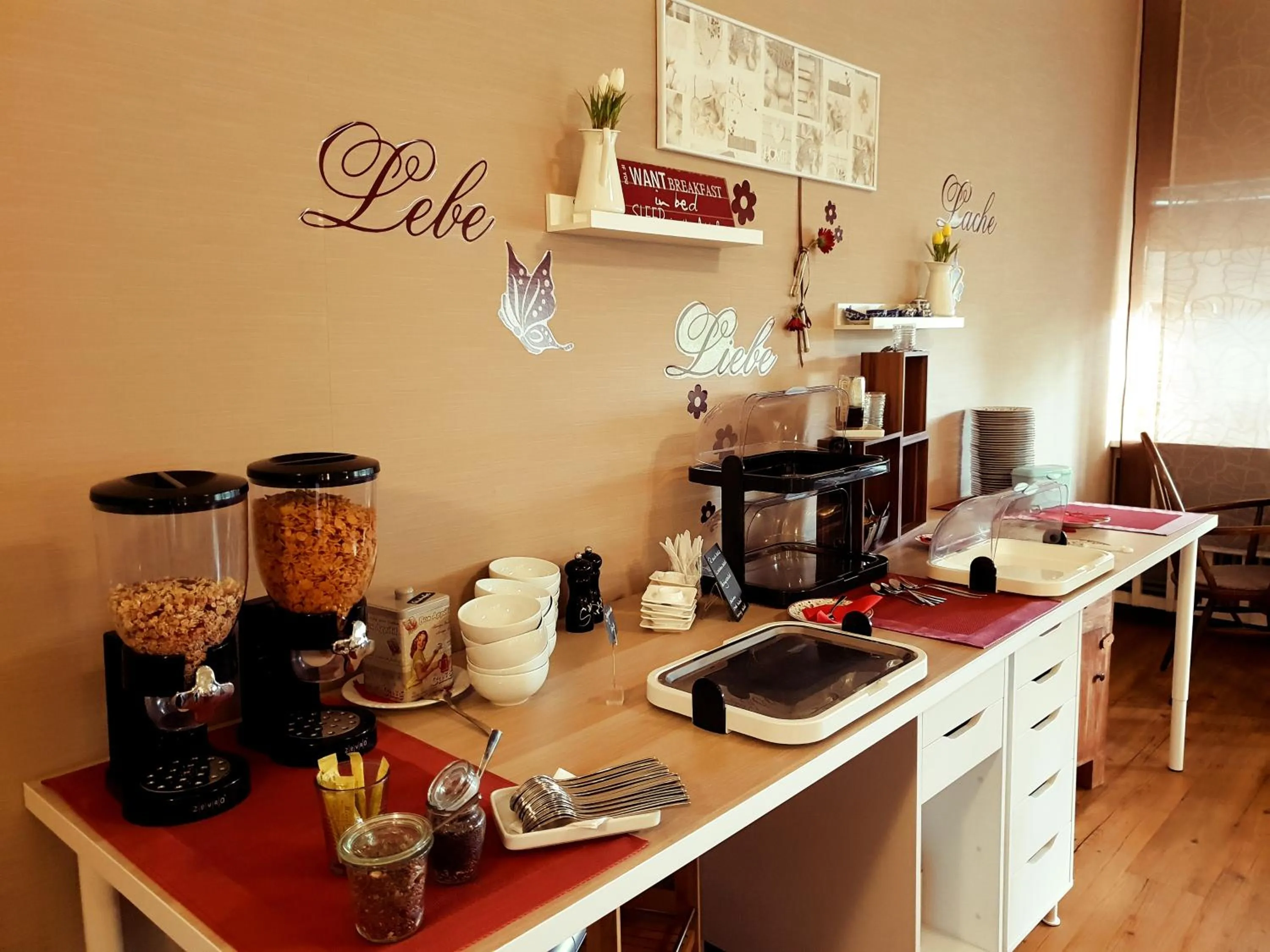 Food and drinks in Hotel Schweizerhaus