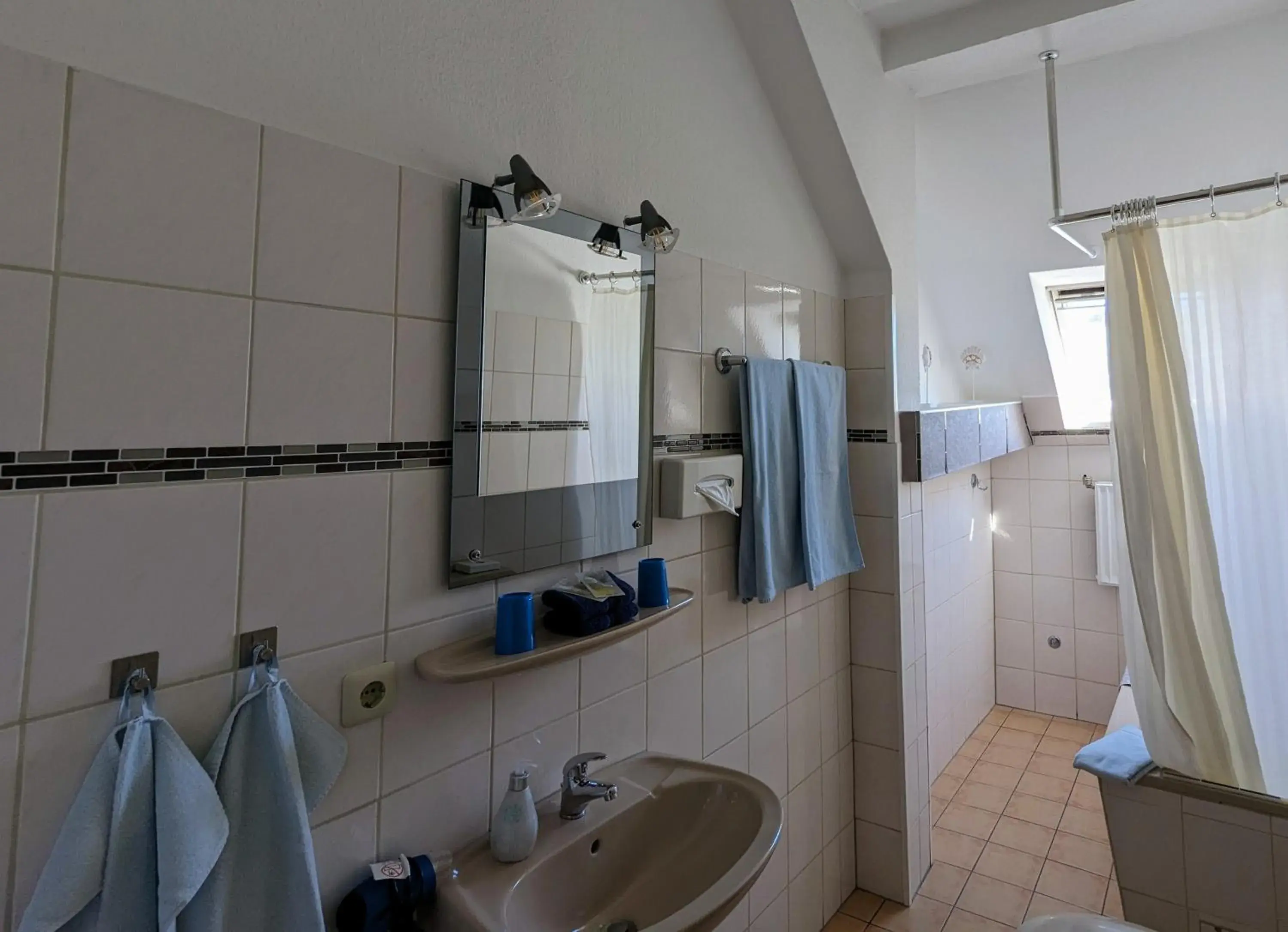 Double Room - single occupancy in Hotel Schweizerhaus Double Room - single occupancy in Hotel Schweizerhaus