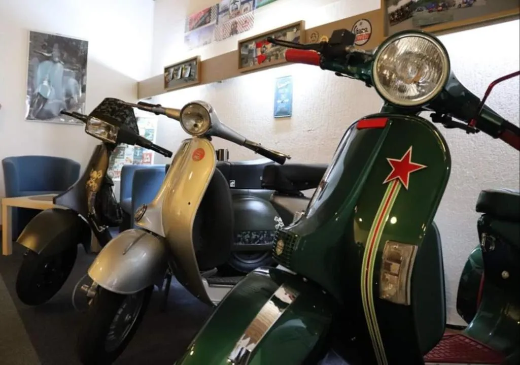 Seating area in Hotel Schweizerhaus