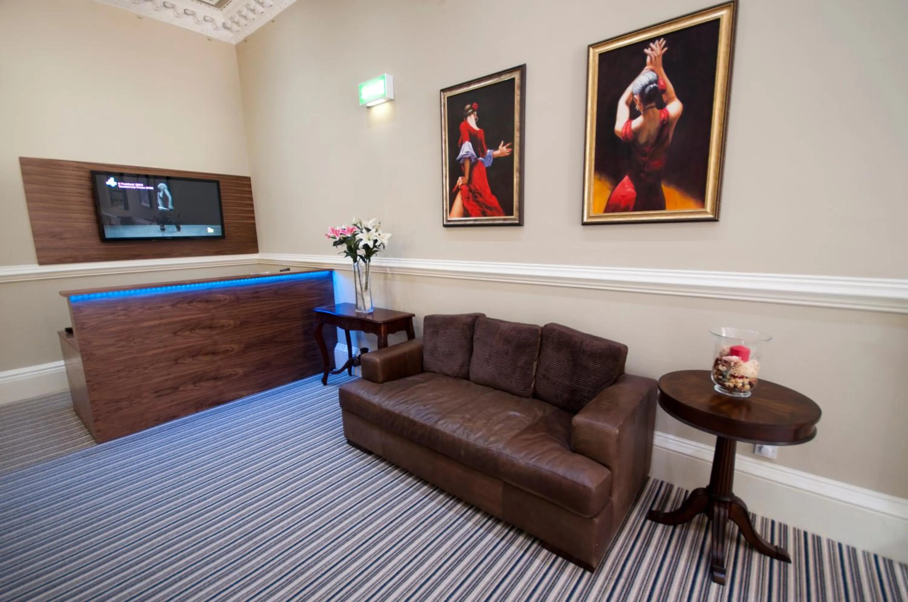 Communal lounge/ TV room in Palmerston Suites