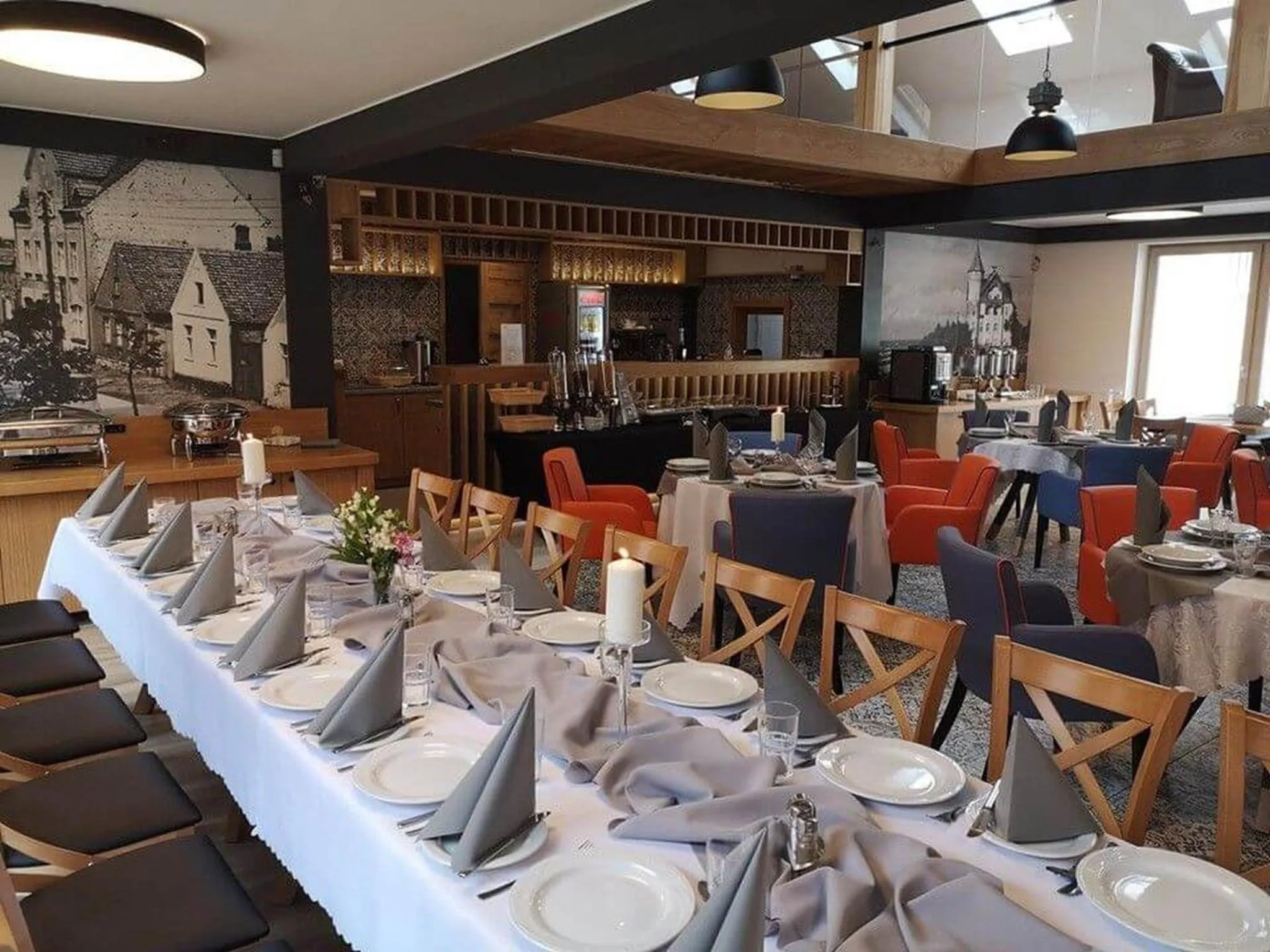 Restaurant/places to eat in Rezydencja AMBRE