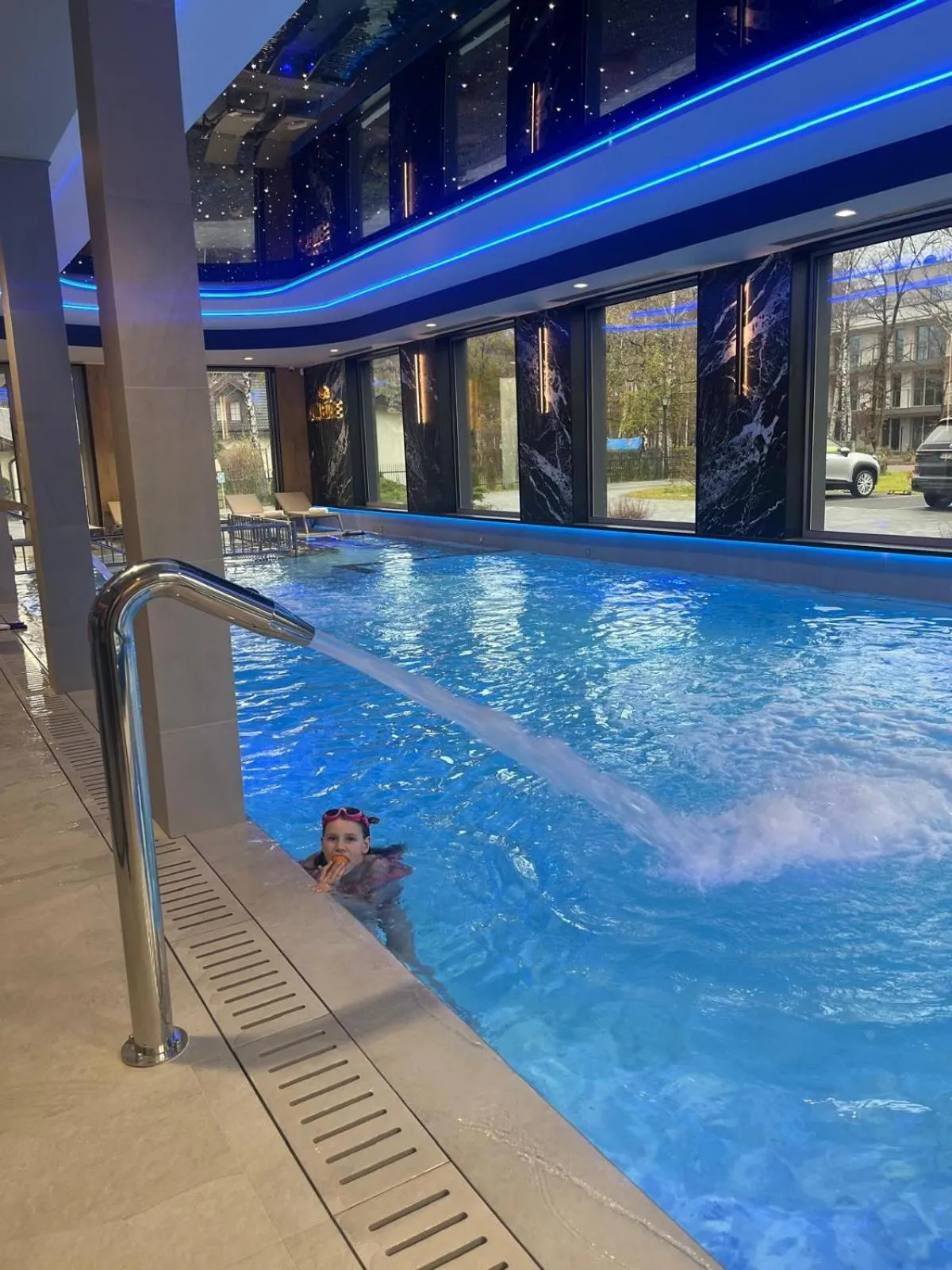 Swimming pool in Rezydencja AMBRE