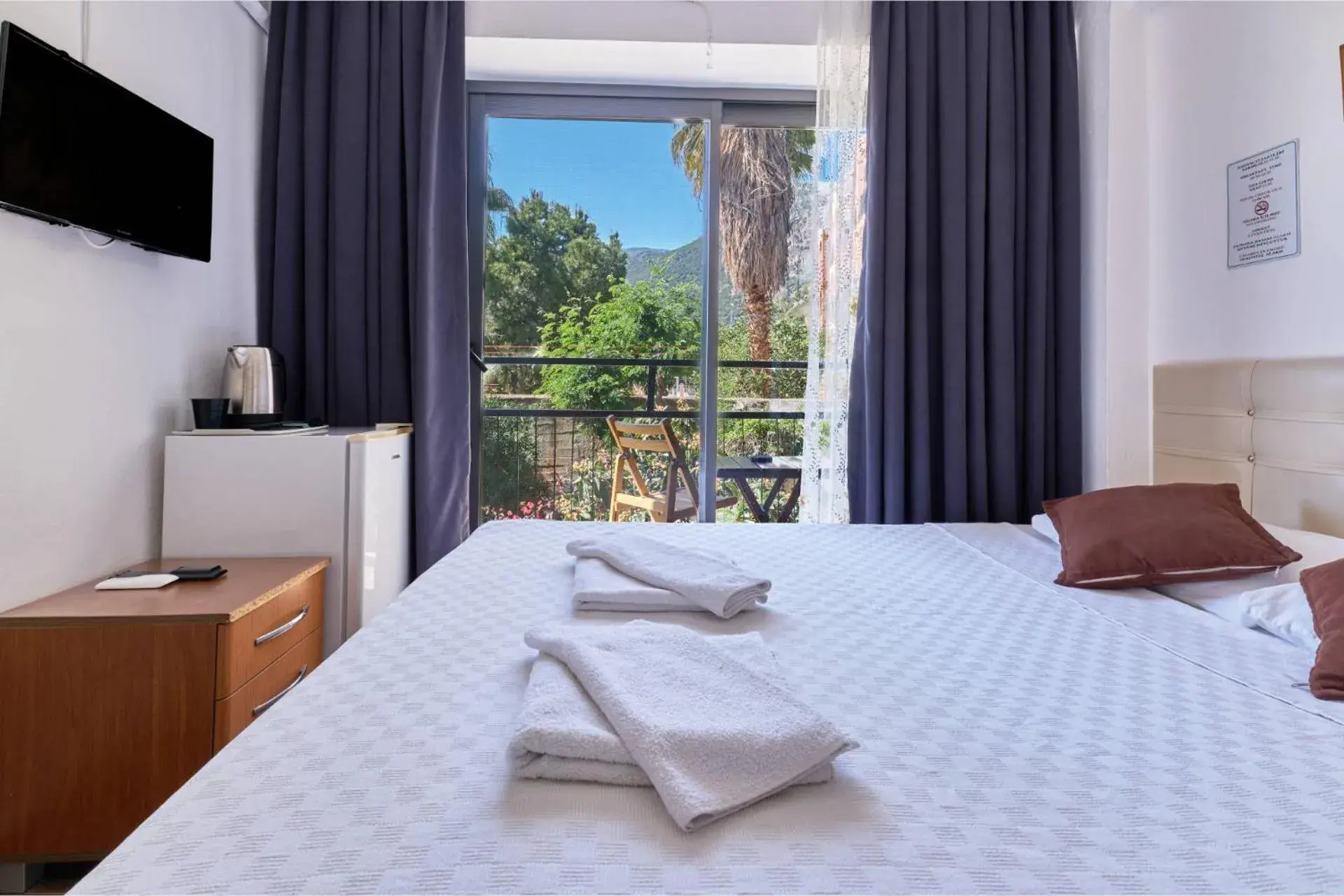Economy Double Room in CARETTA PANSİYOn Economy Double Room in CARETTA PANSİYOn