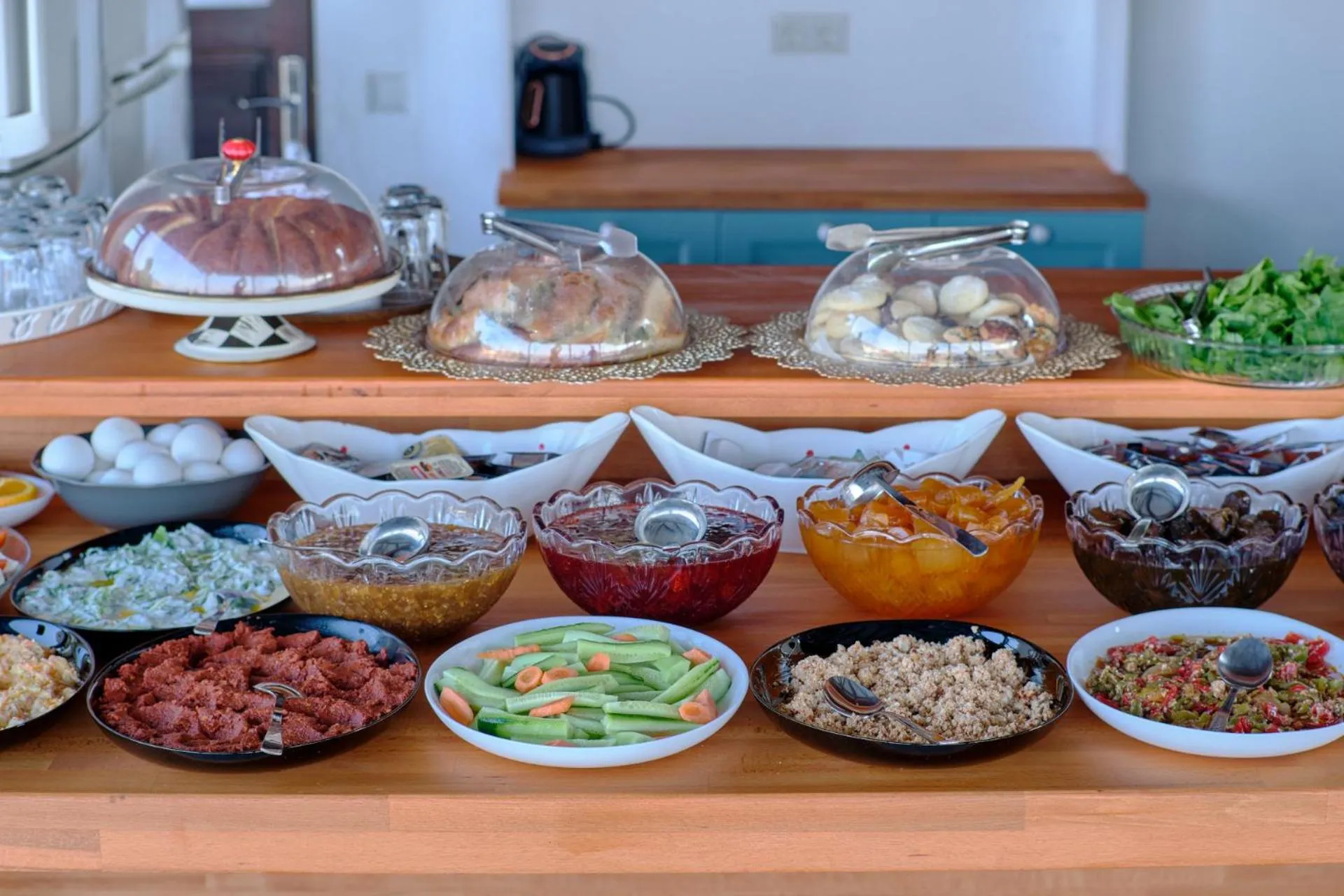 Buffet breakfast in CARETTA PANSİYOn