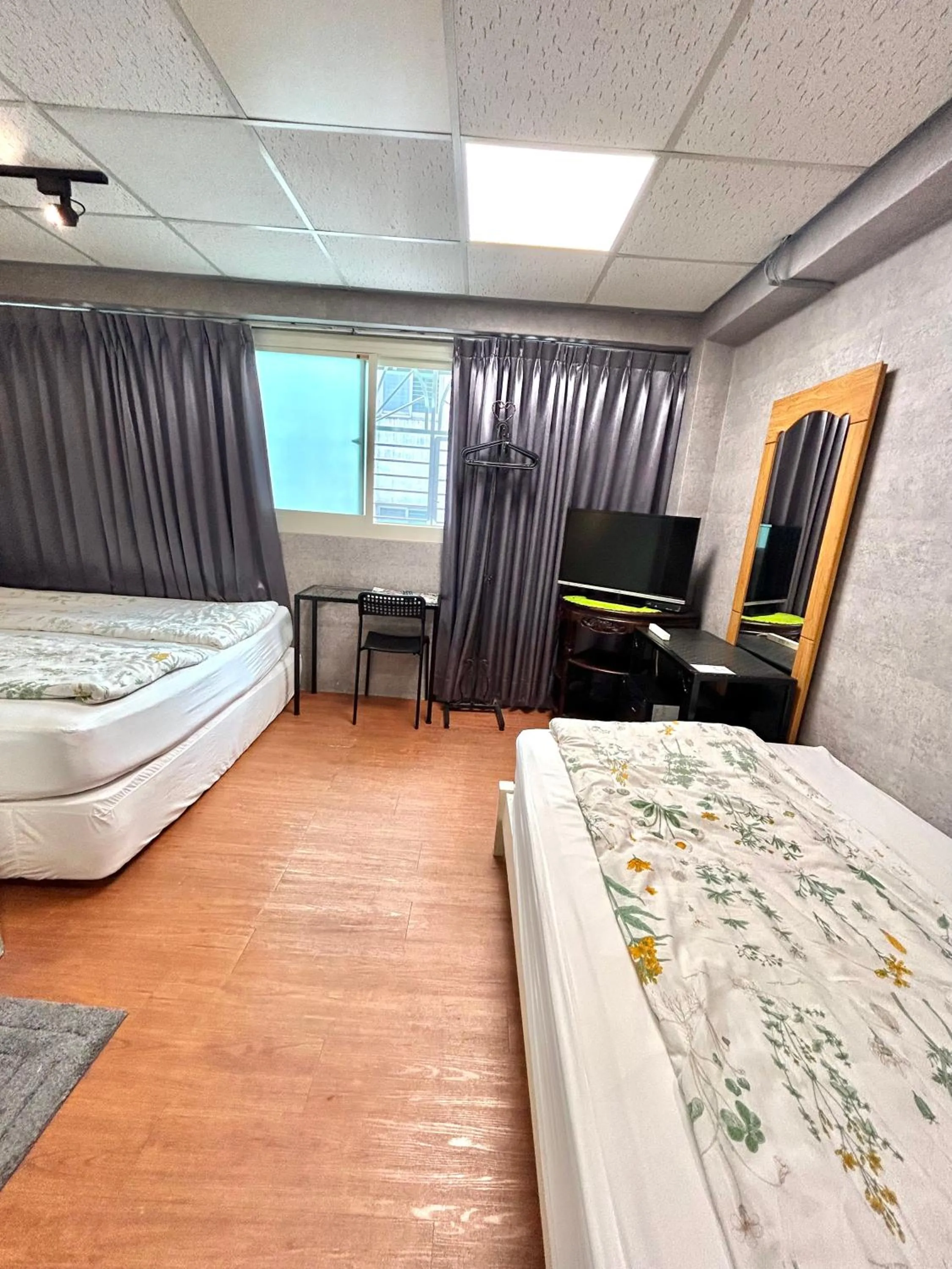 Bed in Taipei Triple Tiger Inn