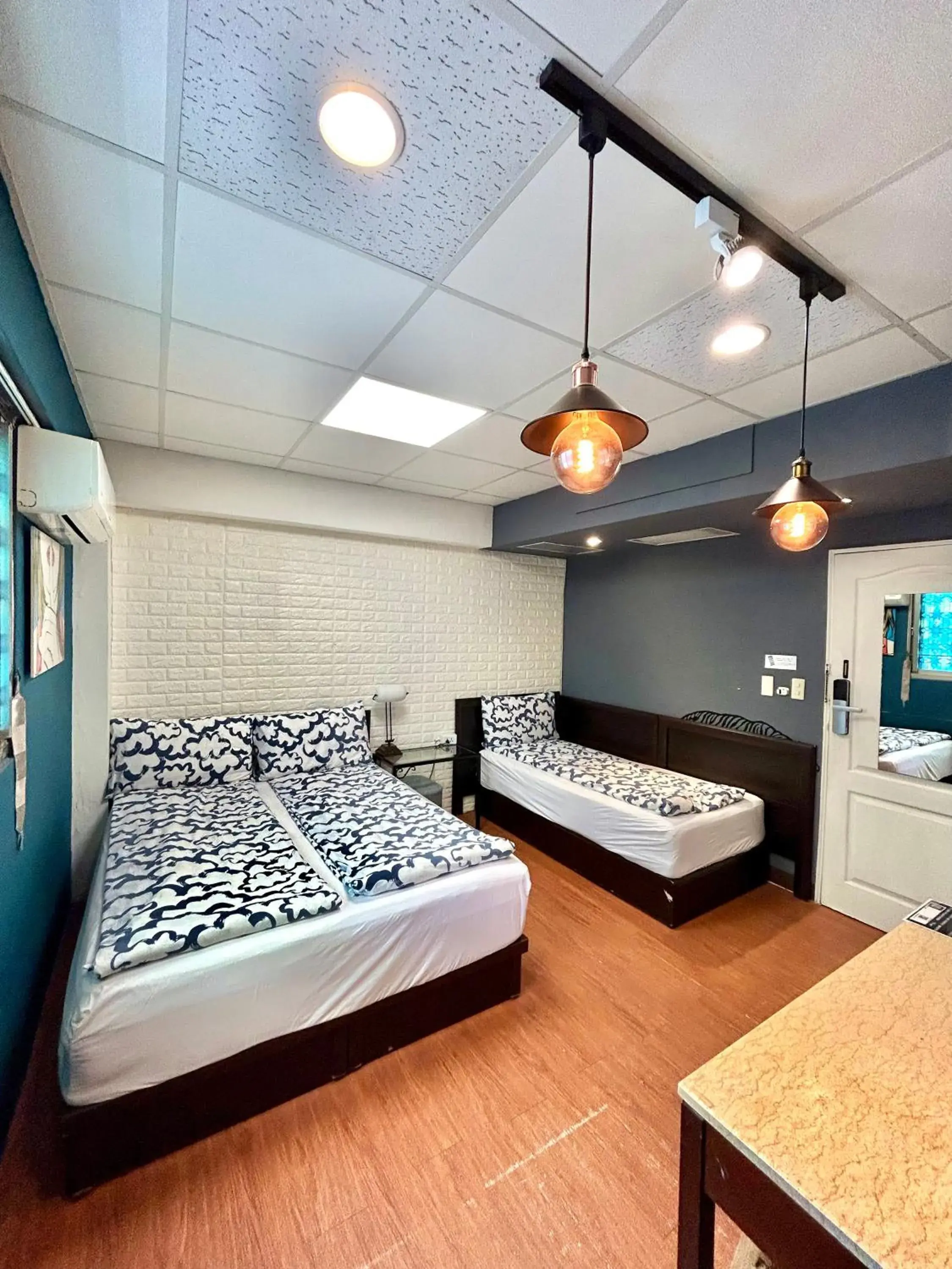 Standard Triple Room with Private Bathroom - single occupancy in Taipei Triple Tiger Inn Standard Triple Room with Private Bathroom - single occupancy in Taipei Triple Tiger Inn