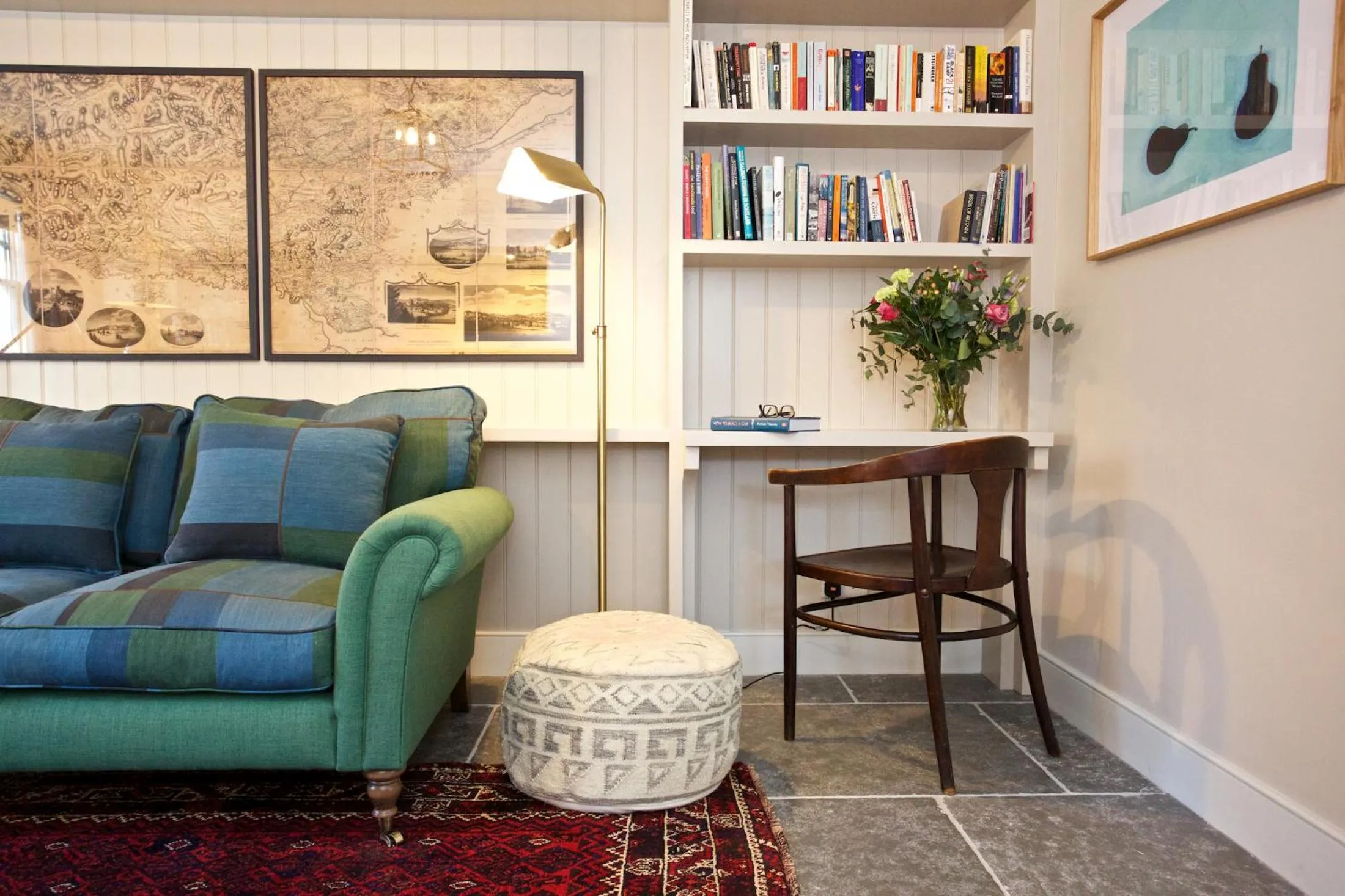 Living room in Ross Lodge