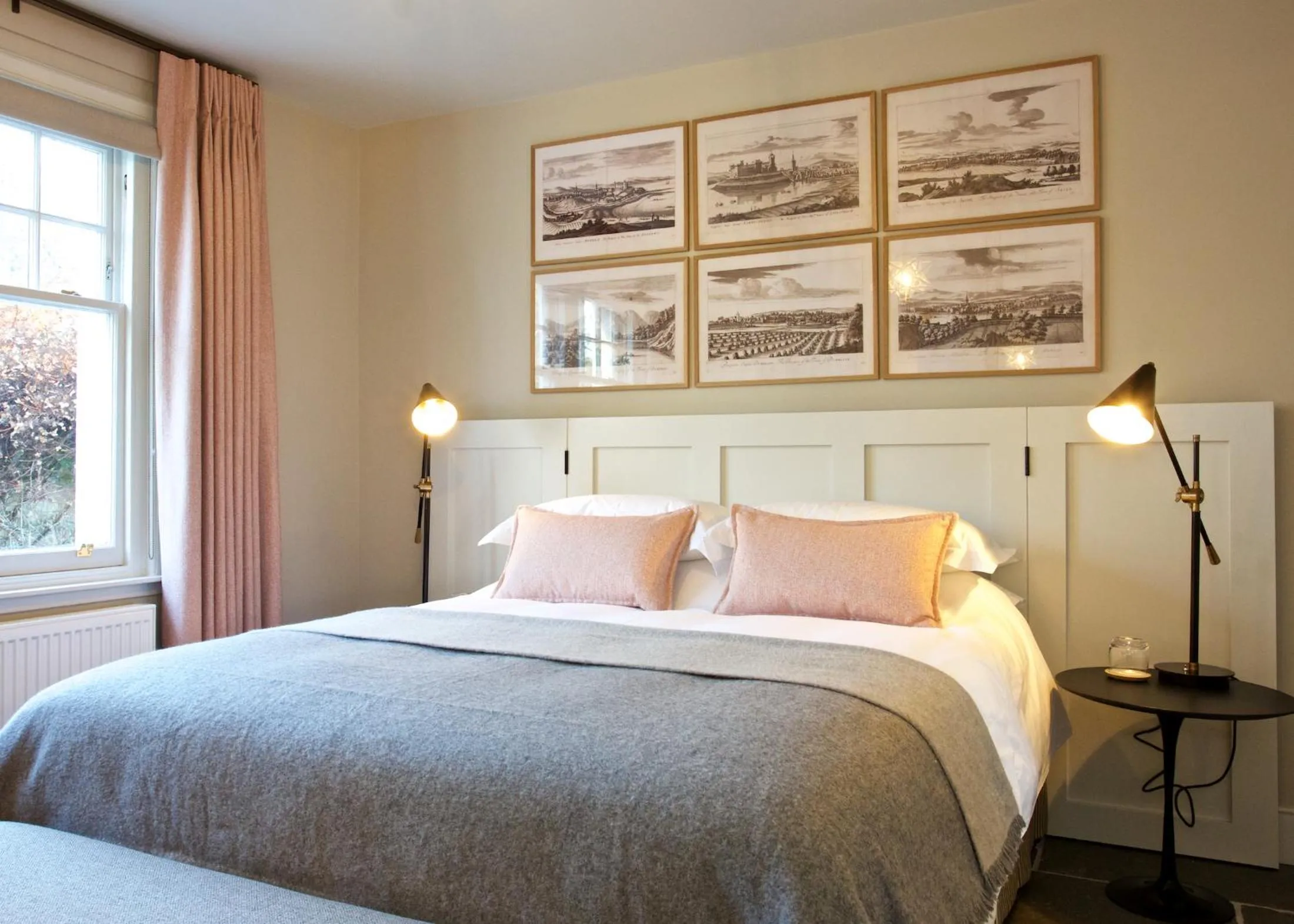 Bedroom, Bed in Ross Lodge