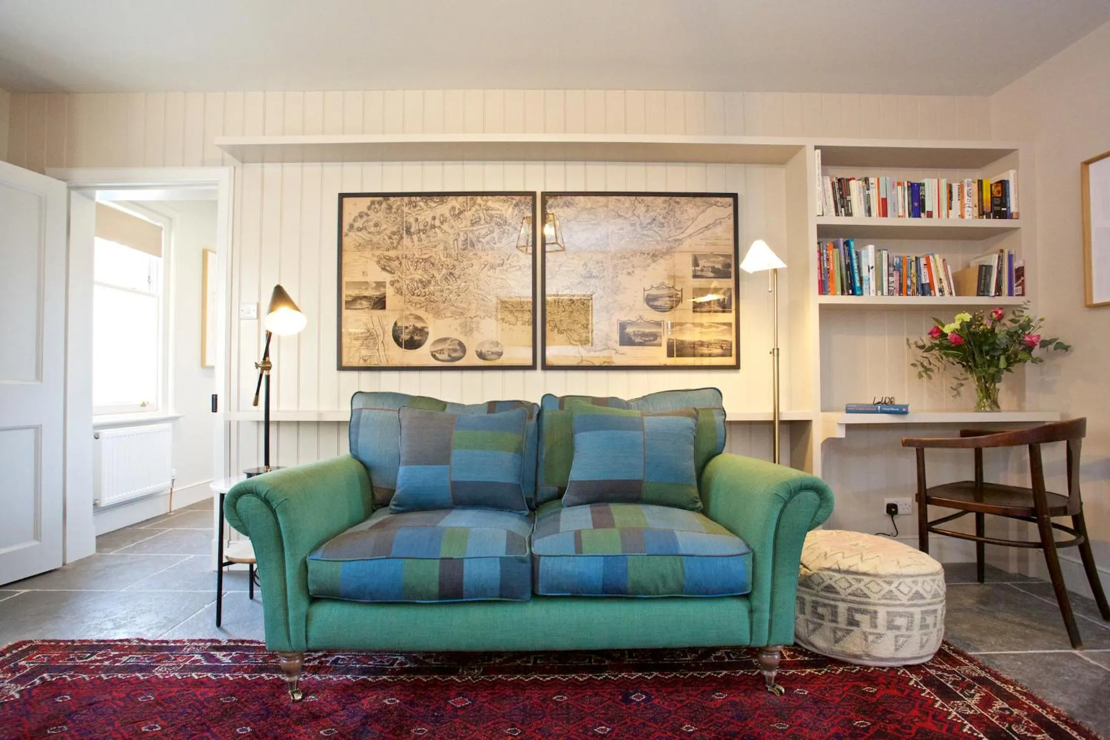 Living room in Ross Lodge